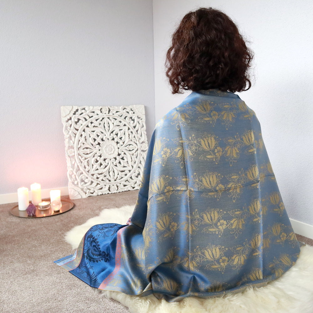 Scialli e sciarpe da meditazione