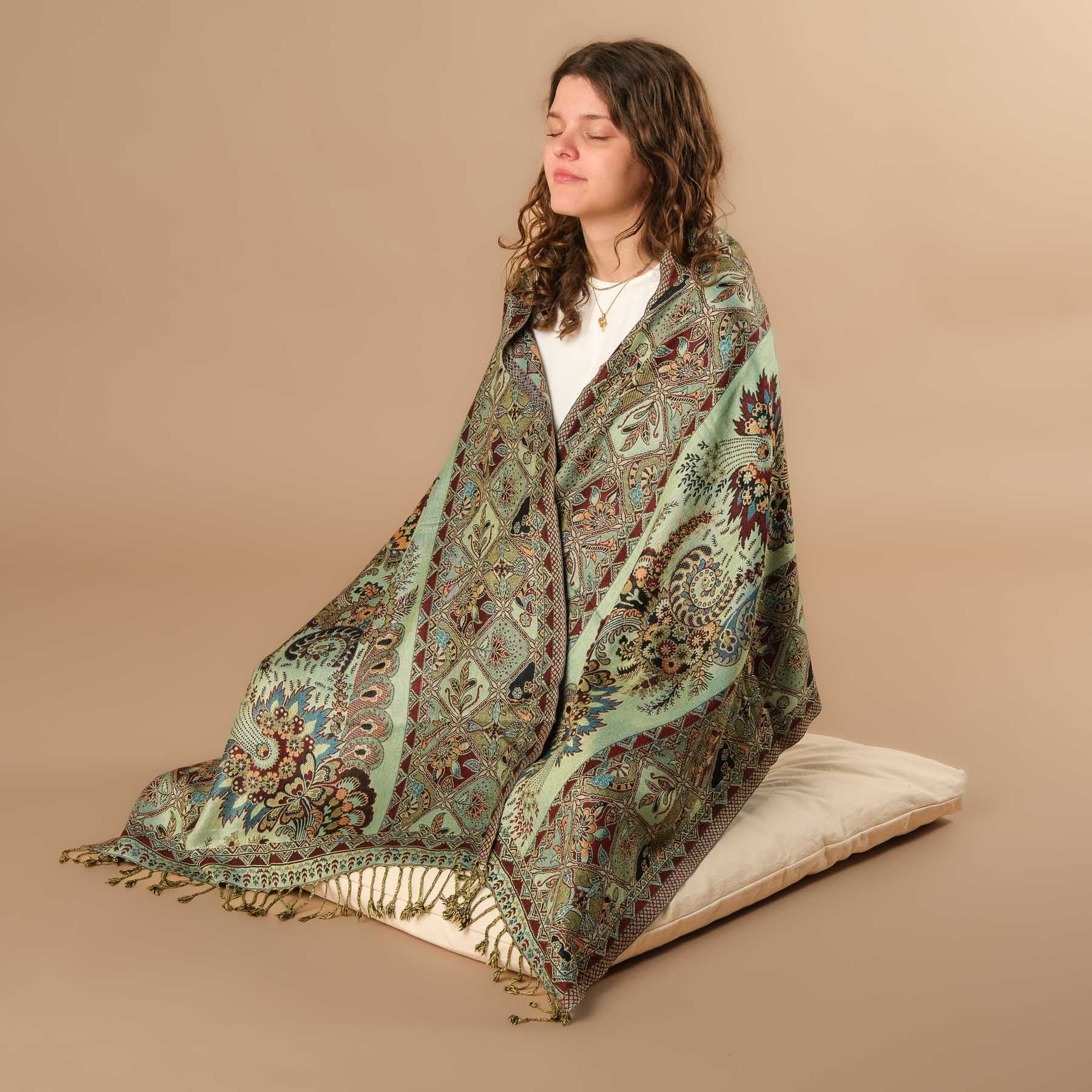 Scialle da meditazione in viscosa edera