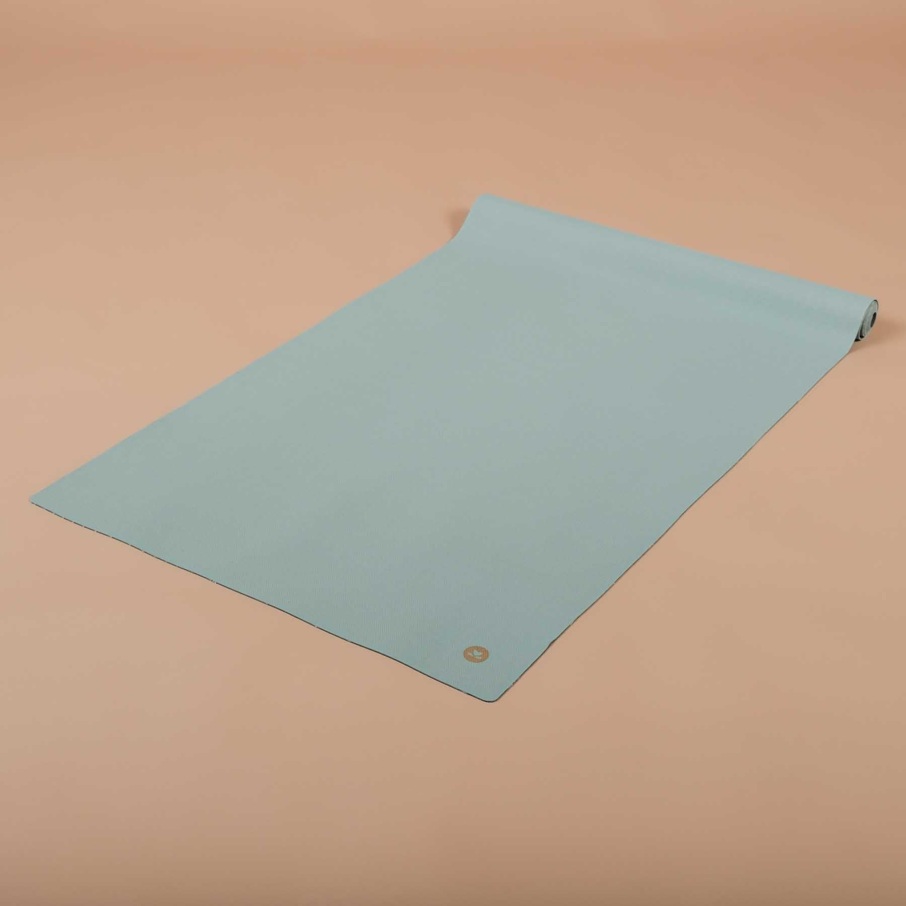 Tappetino da viaggio - Asciugamano da yoga EcoGrip in gomma naturale FSC menta