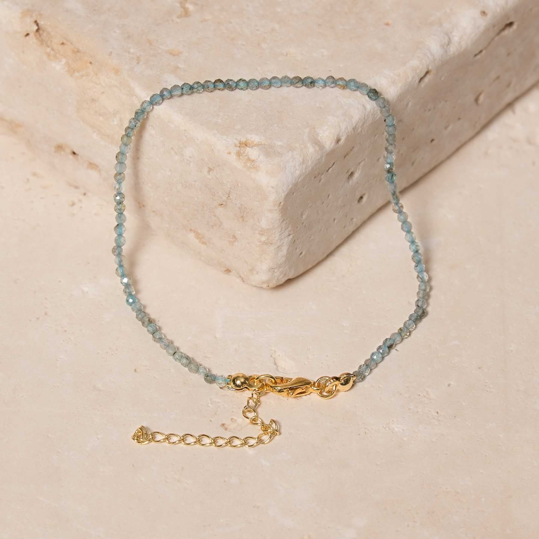 Bracciale di pietre preziose apatite blu 2mm