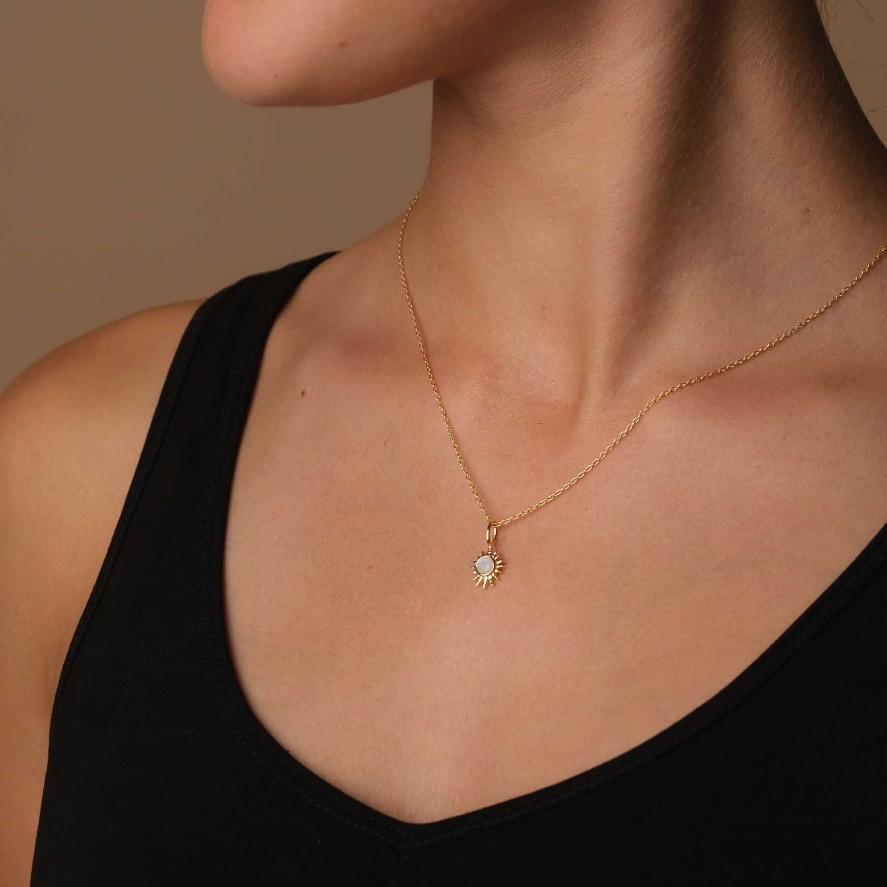 Collana North Star in oro con pietra di luna