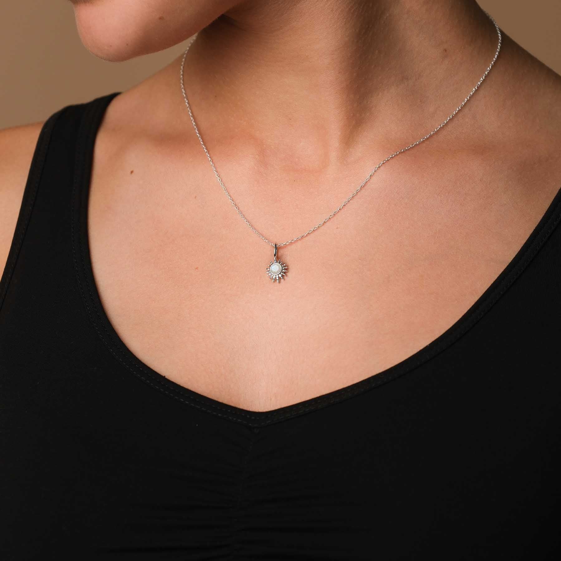 Collana stella polare in argento con pietra di luna