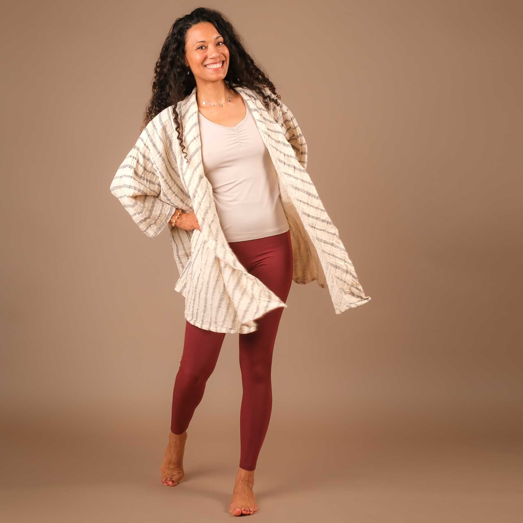 Cardigan estivo in cotone avorio-bianco