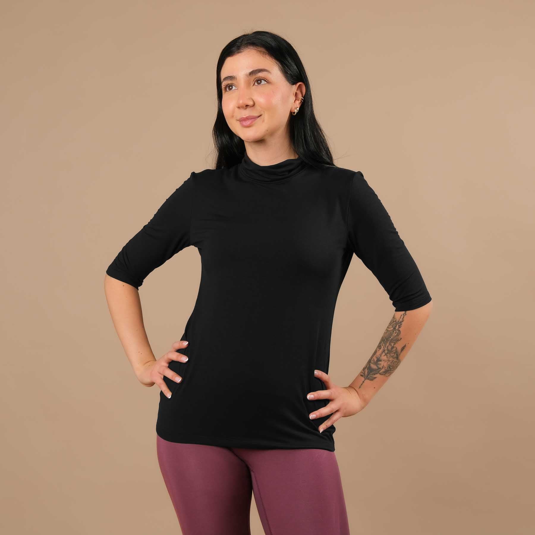 Camicia yoga con collo a dolcevita e manica corta nera