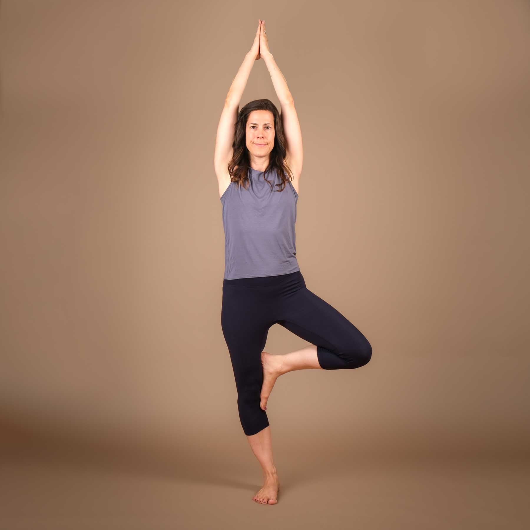 Yoga Capri Leggings Comfy navy prodotto in Svizzera in modo sostenibile