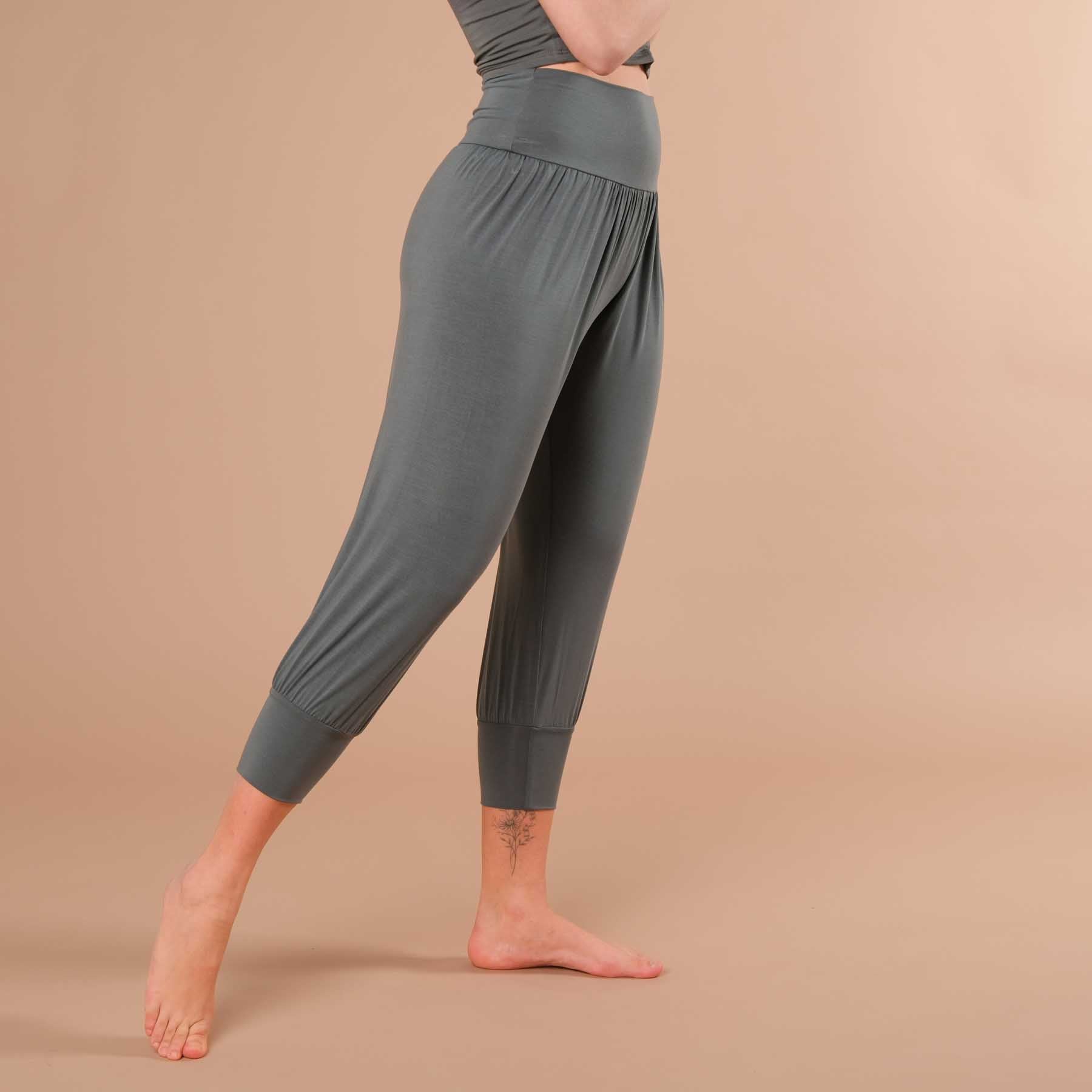 Pantaloni da yoga Goa 3/4 (Capri) smeraldo