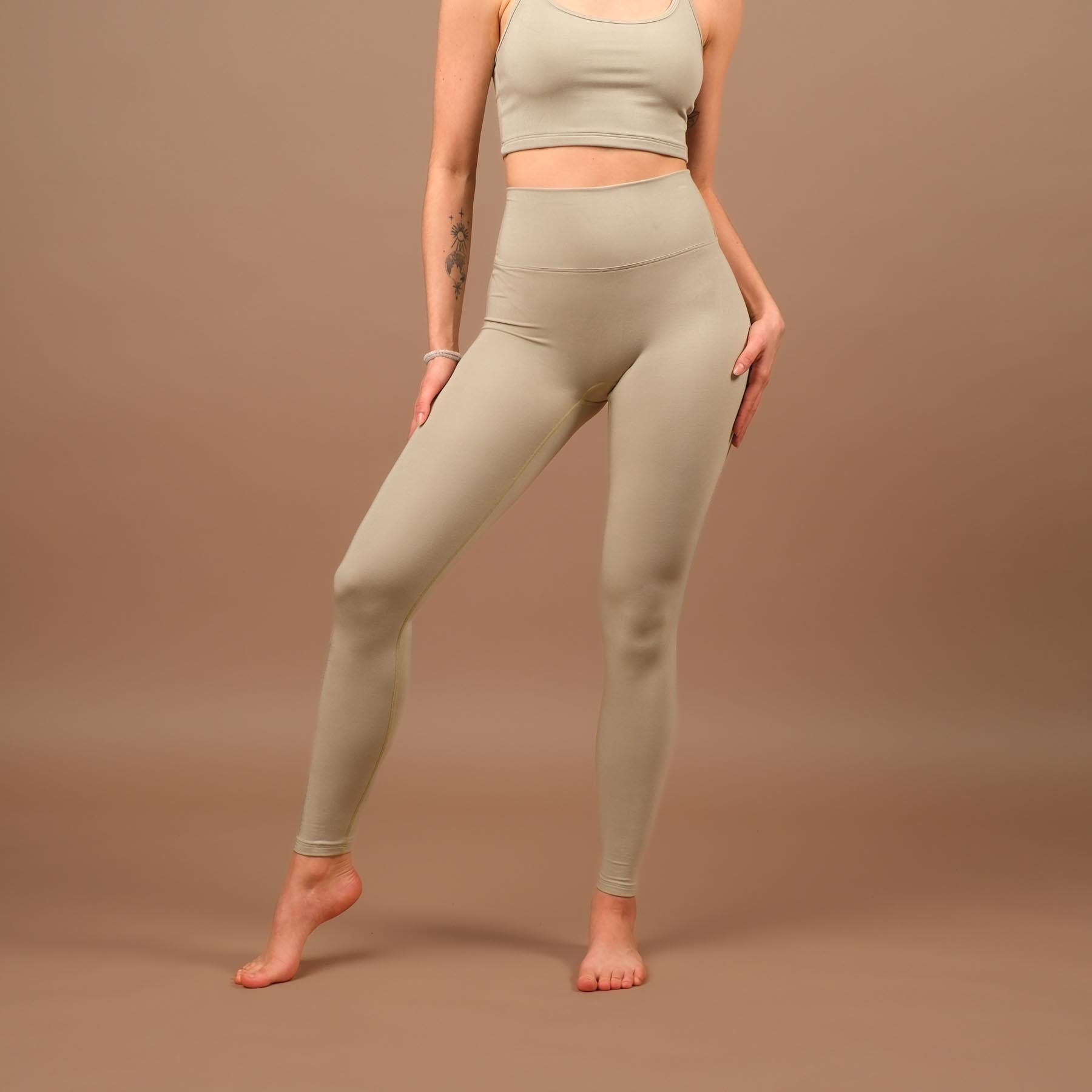 Leggings yoga sostenibili Comodi e morbidi, realizzati in Svizzera verde giada