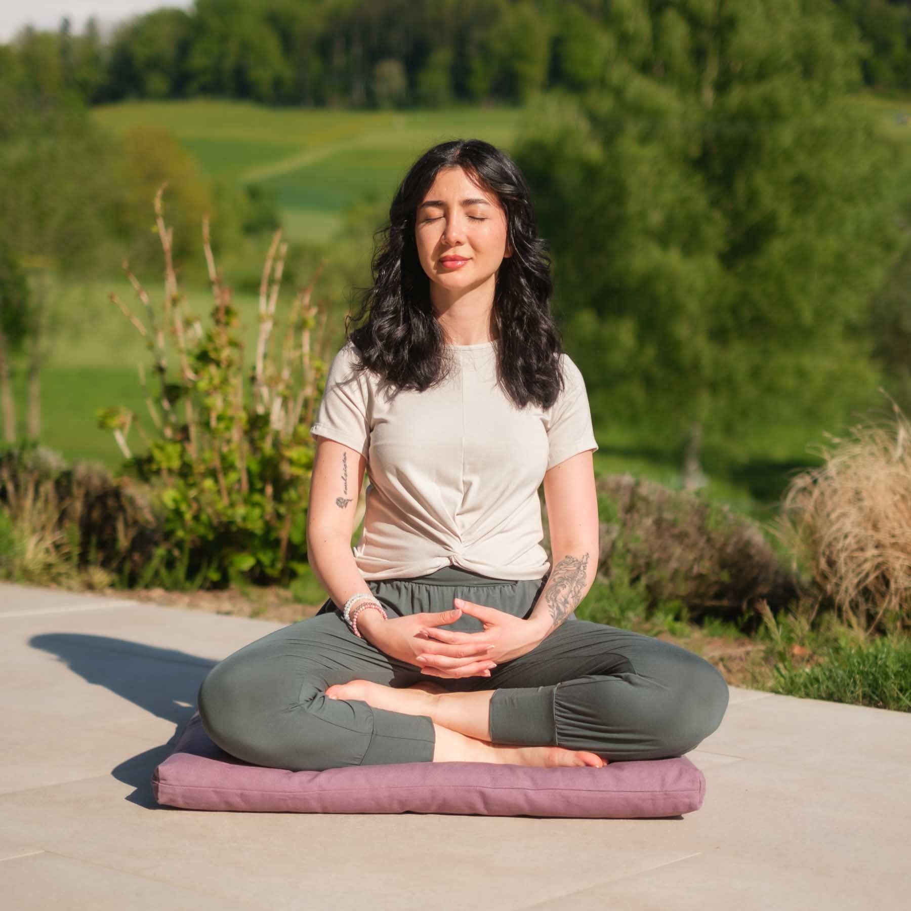 Top Twist Classy per lo yoga Sabbia a manica corta