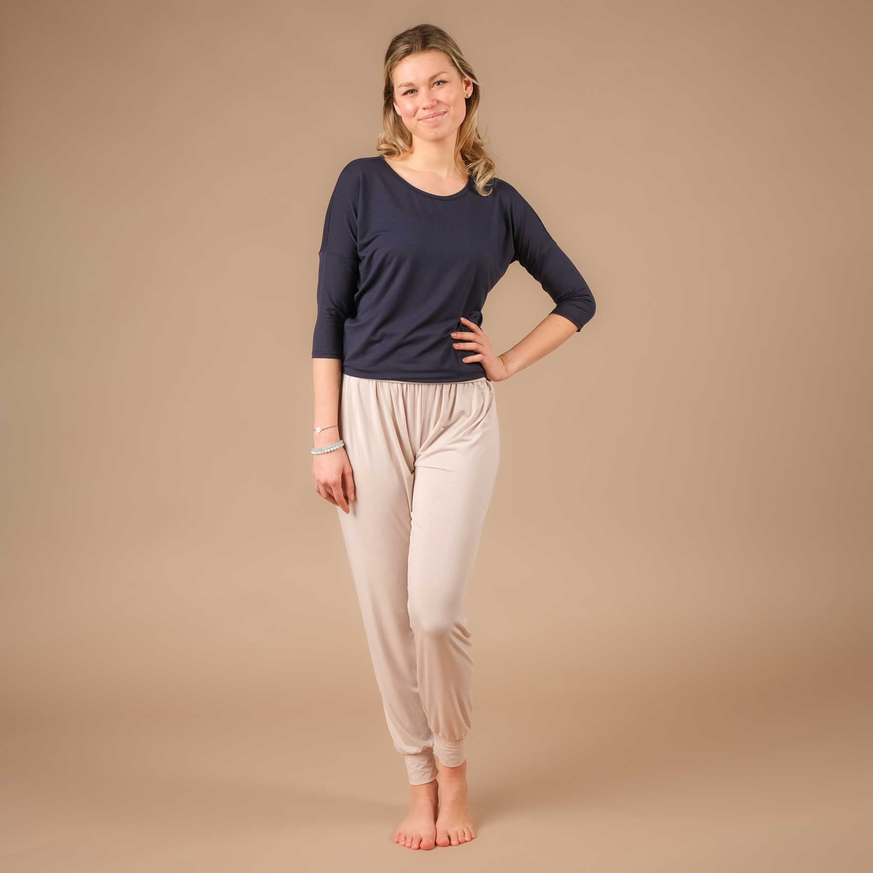 Yoga Shirt Comode maniche a 3/4, made in Switzerland, tessuto morbidissimo, blu navy