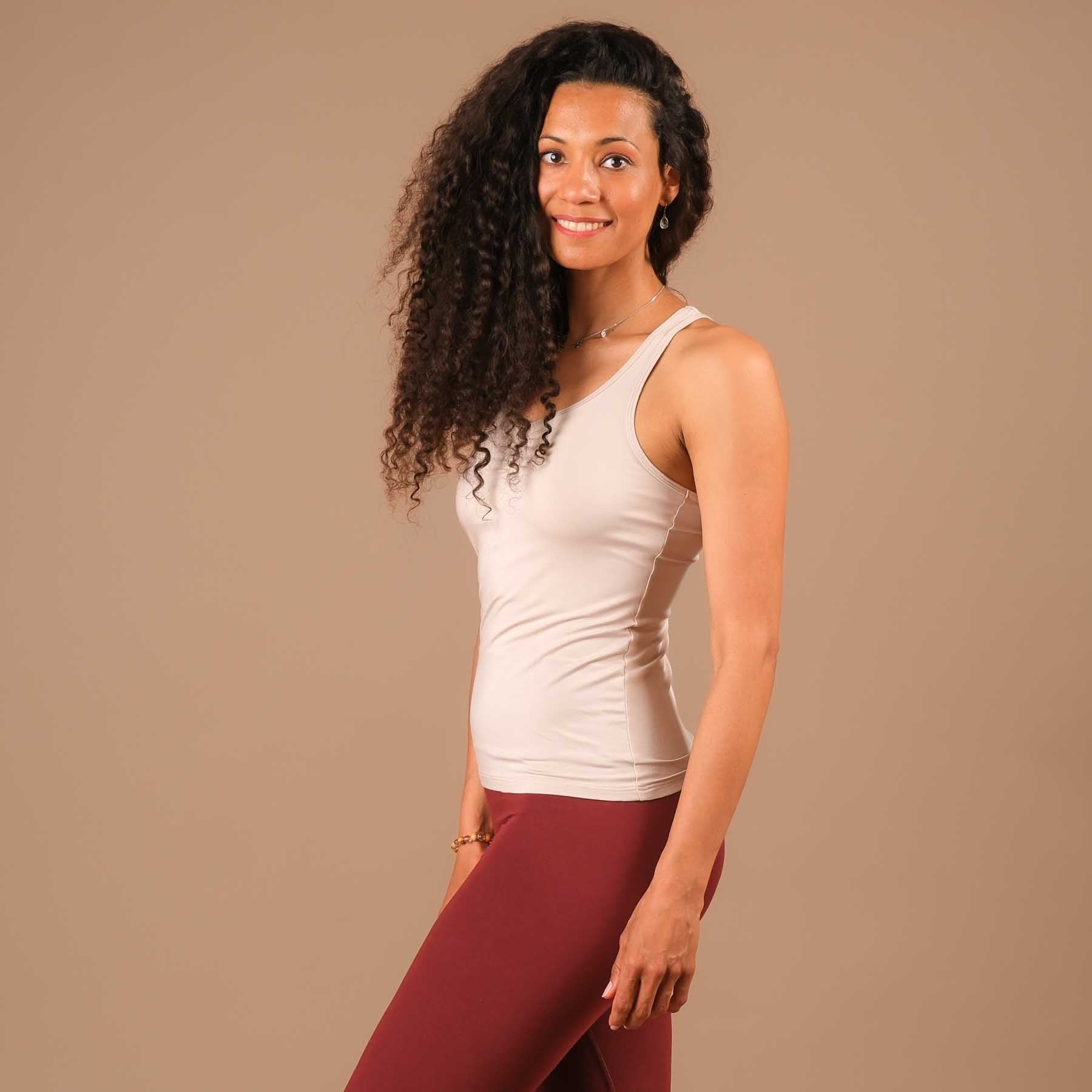 Canotta yoga sostenibile Comfy gathered black made in Switzerland sand