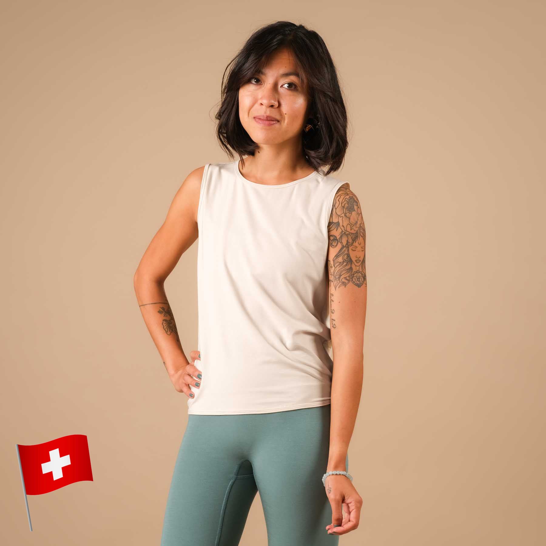 Canotta Comfy prodotta in modo sostenibile in Svizzera sabbia