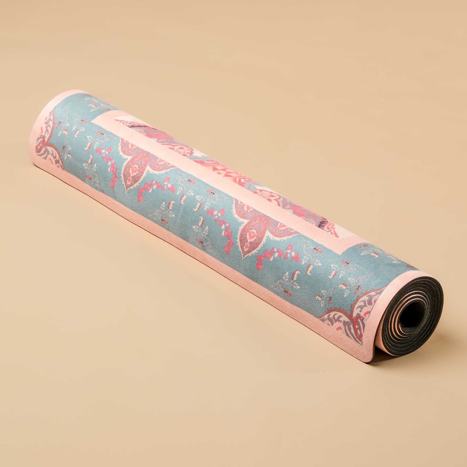 Tappetino yoga Marrakesh in velluto con splendido motivo floreale