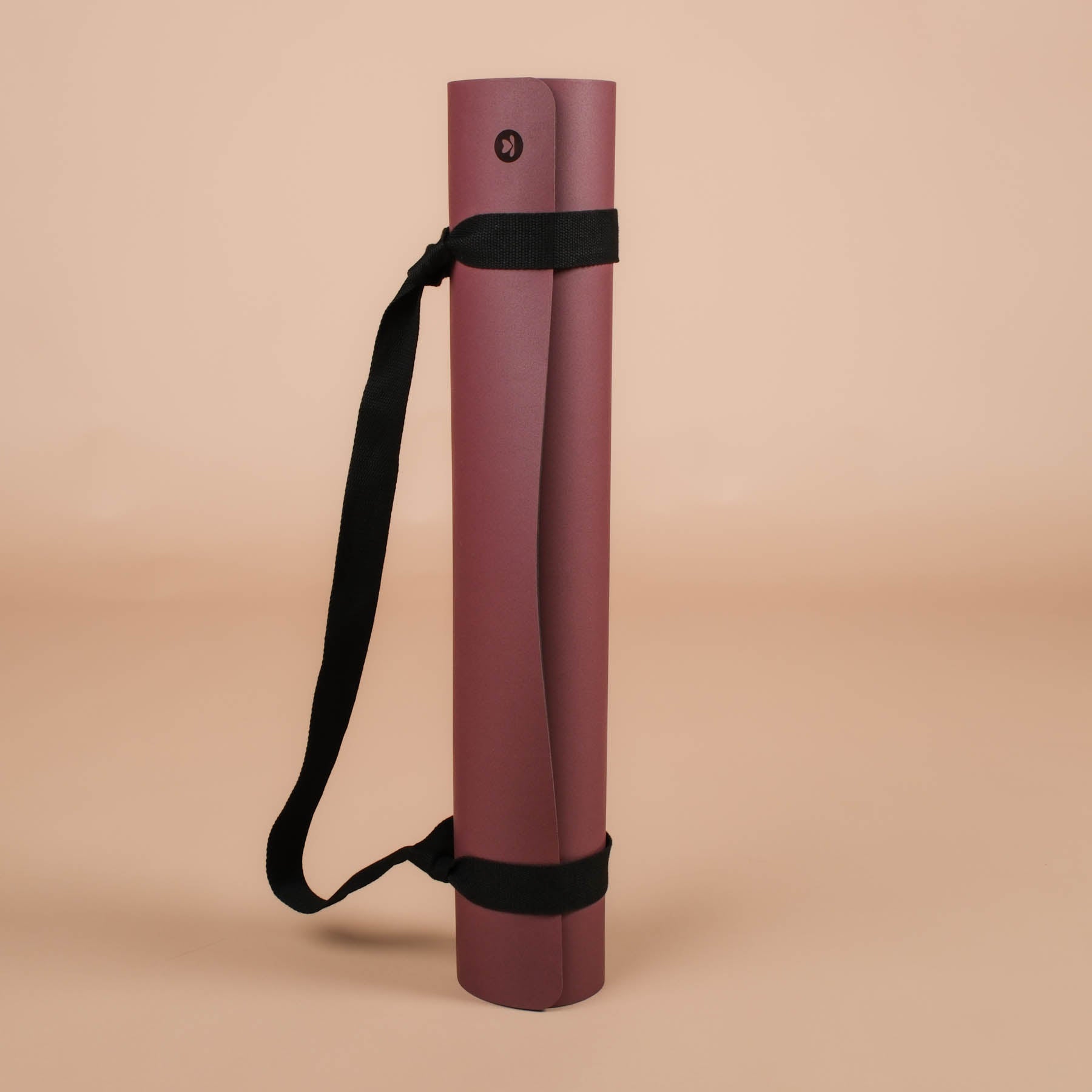Tappetino da yoga SuperGrip molto antiscivolo in gomma naturale sostenibile di colore berry