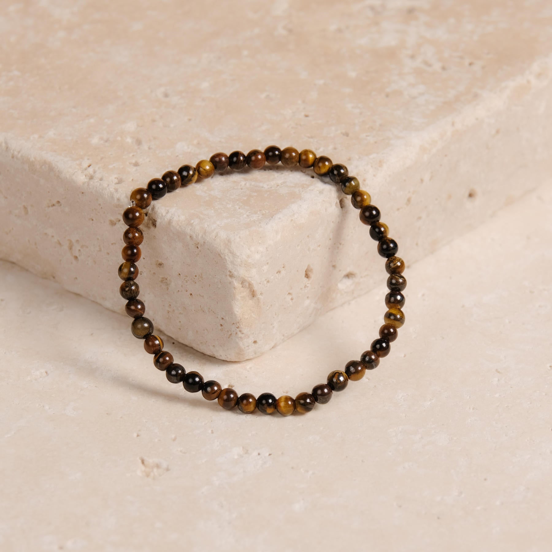Bracciale con gemme di occhio di tigre