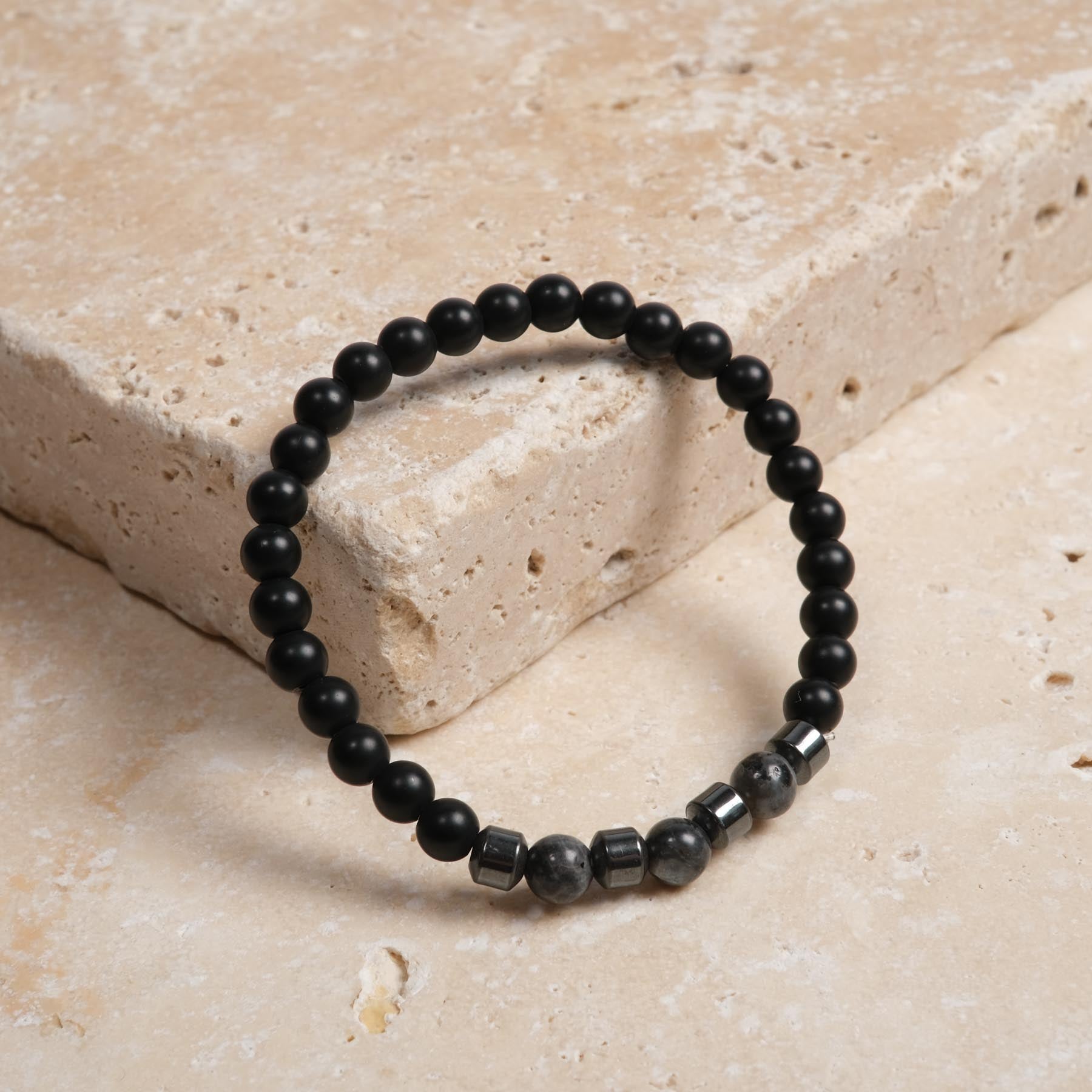 Bracciale con pietre preziose della notte nera