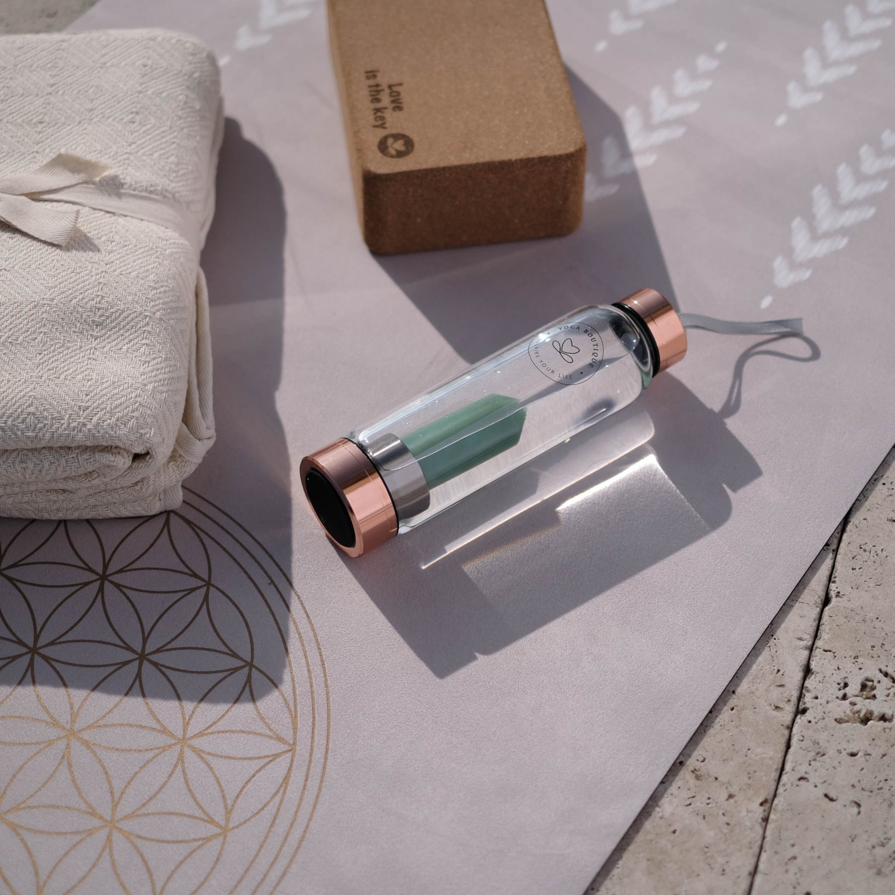 Bottiglia d'acqua in pietra preziosa Aventurina