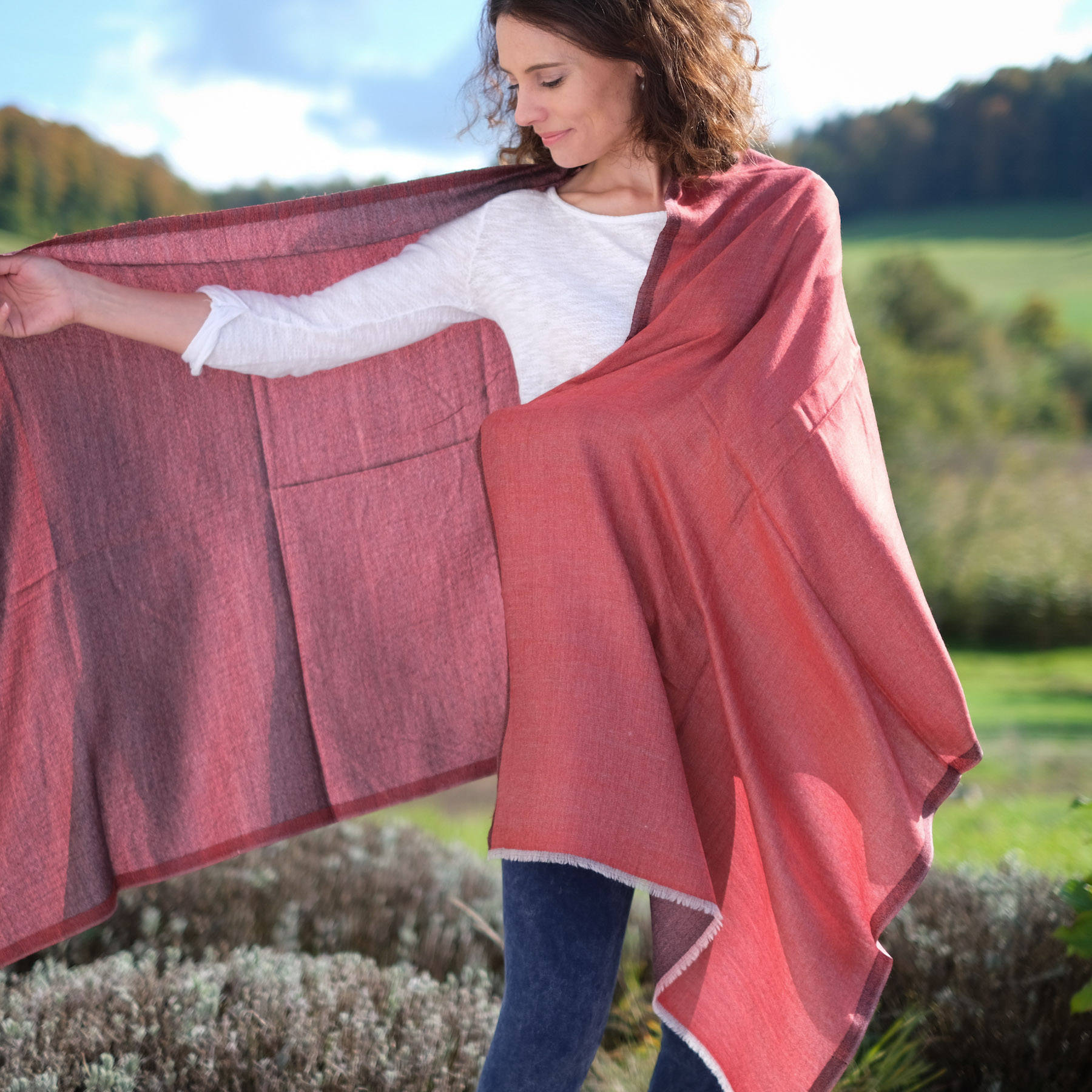 Scialle da meditazione in lana pregiata doppia lava