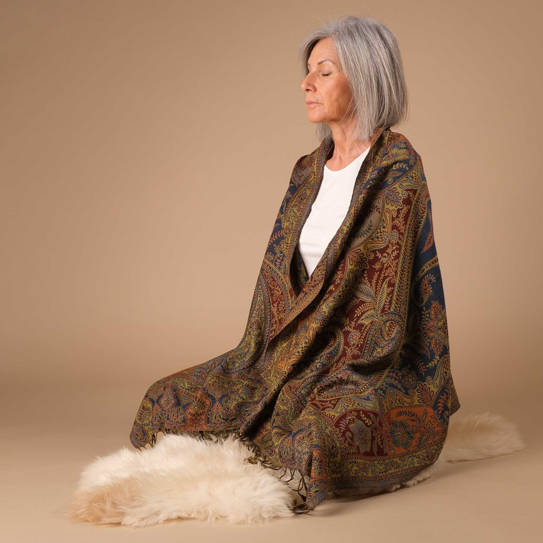 Scialle da meditazione in lana Durga