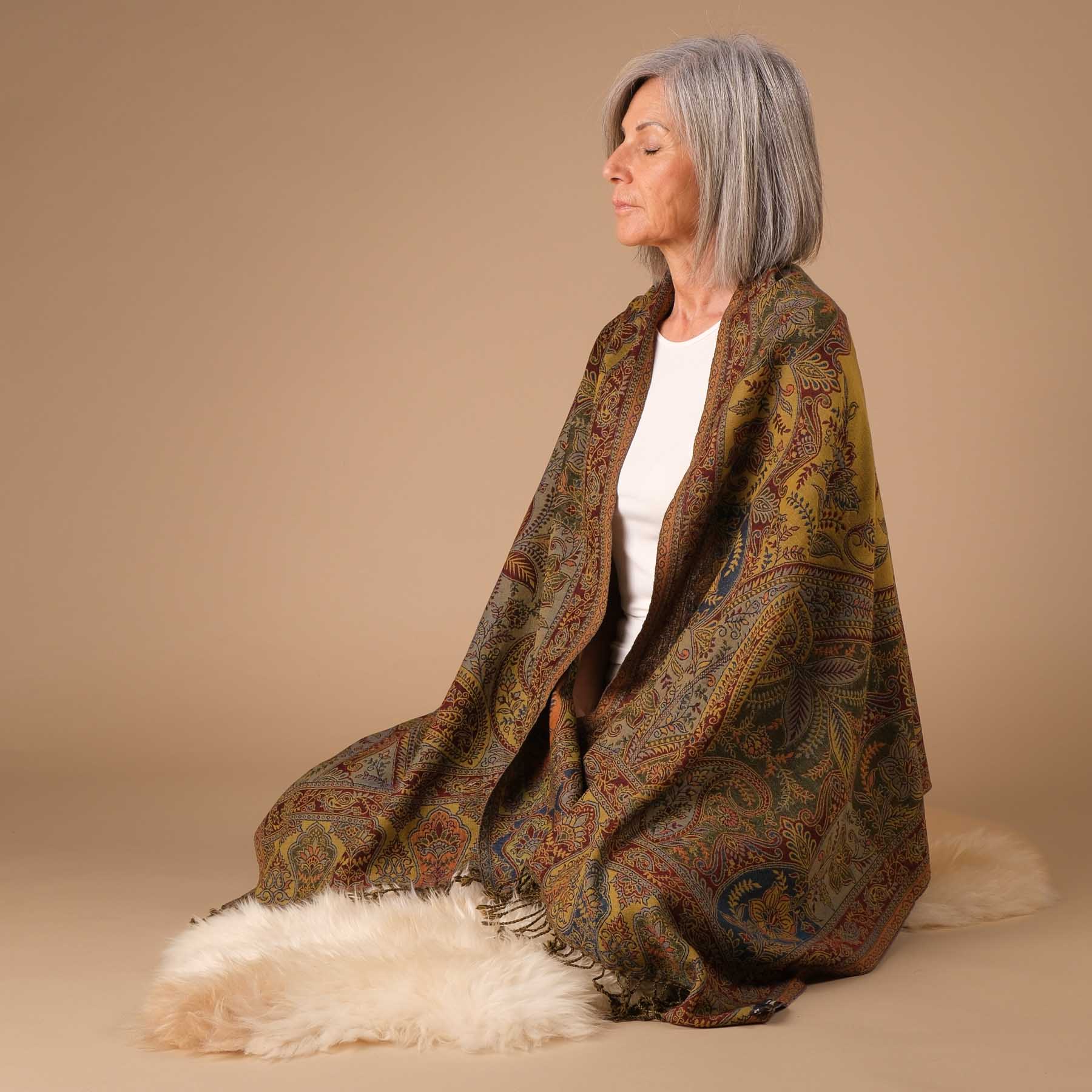 Scialle da meditazione in lana Durga