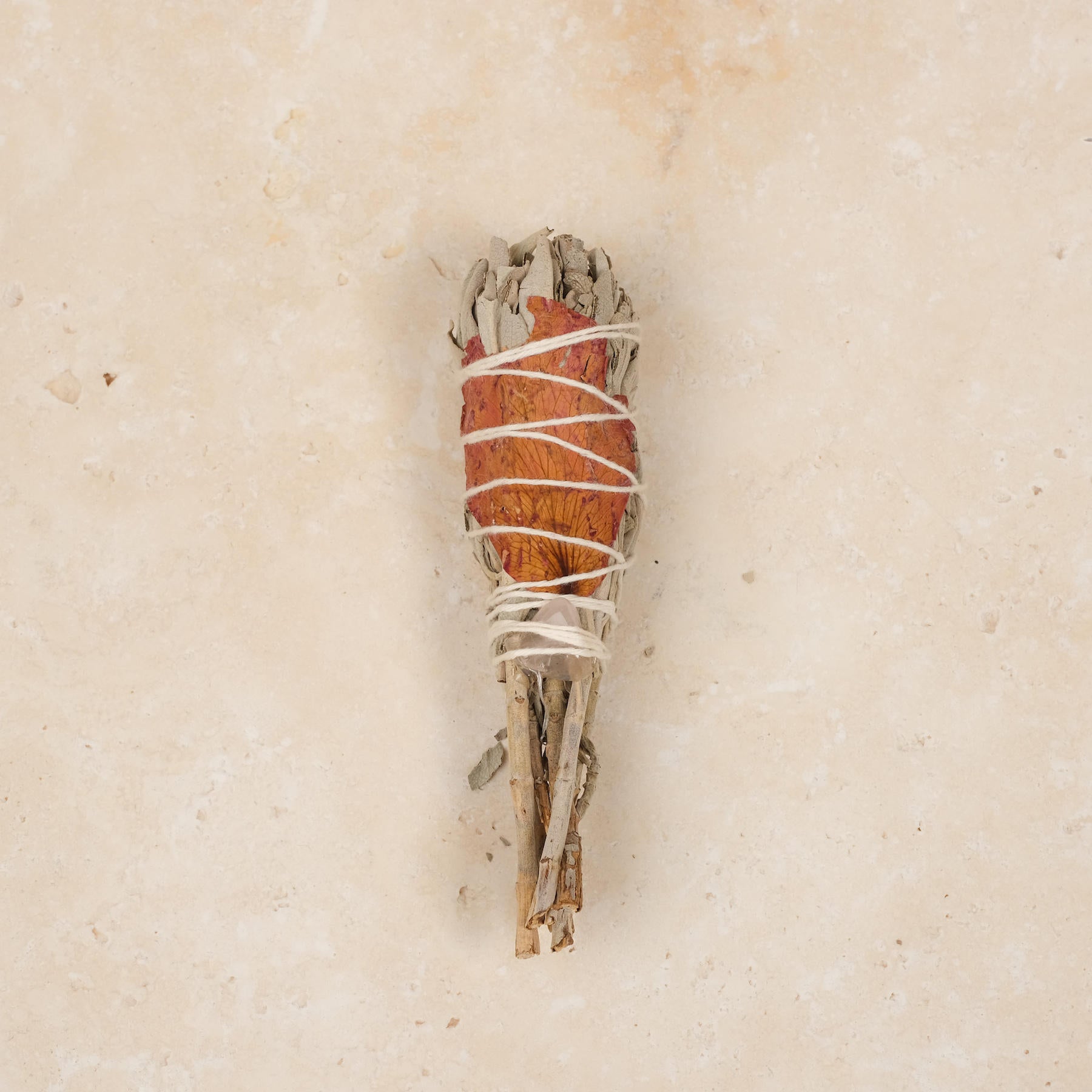 Salvia bianca con cristallo di rocca