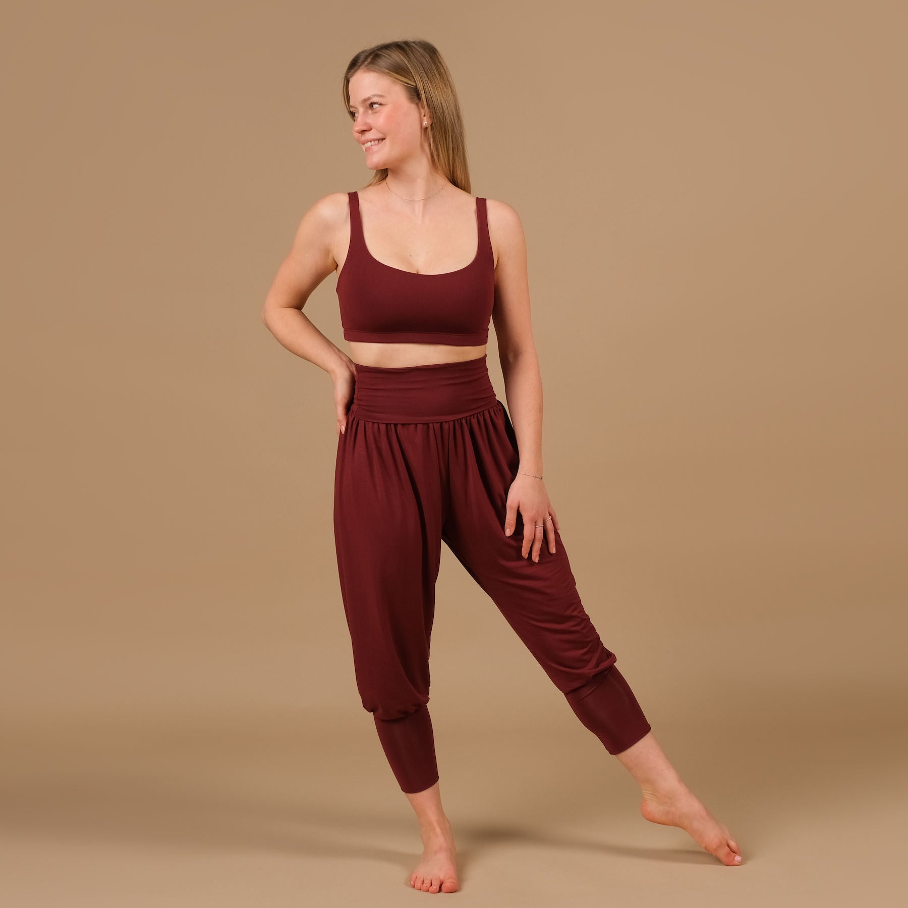 Reggiseno yoga Comfy bordeaux, sostenibile, made in Switzerland