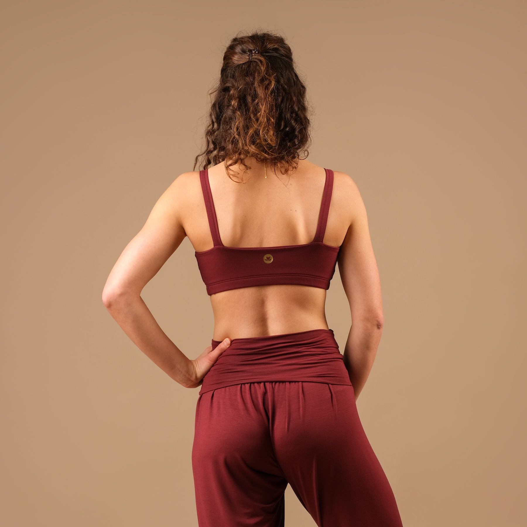 Reggiseno yoga Comfy bordeaux, sostenibile, made in Switzerland