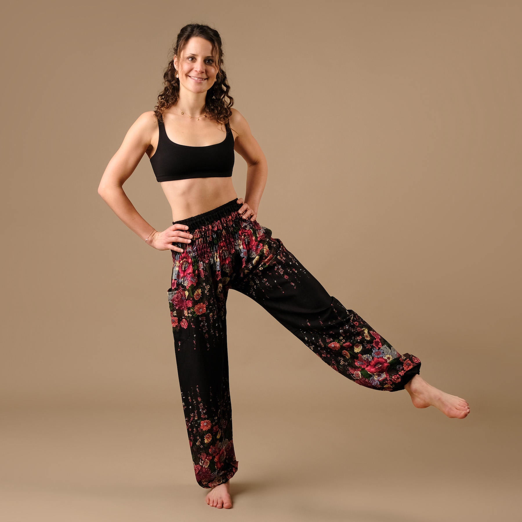 Pantaloni Yoga Harem Piuma nero