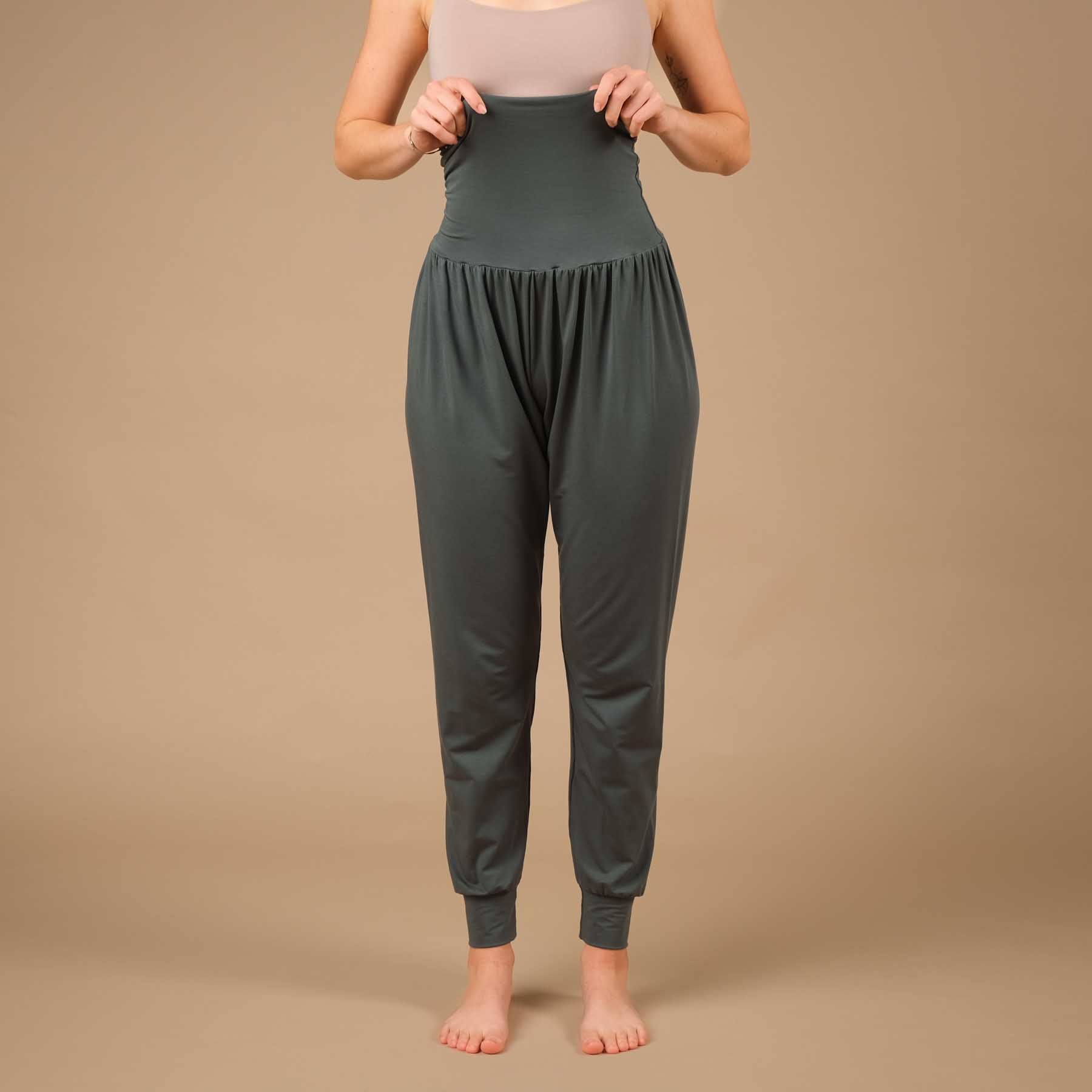Pantaloni yoga Taj Mahal lunghi sostenibili made in Switzerland smeraldo