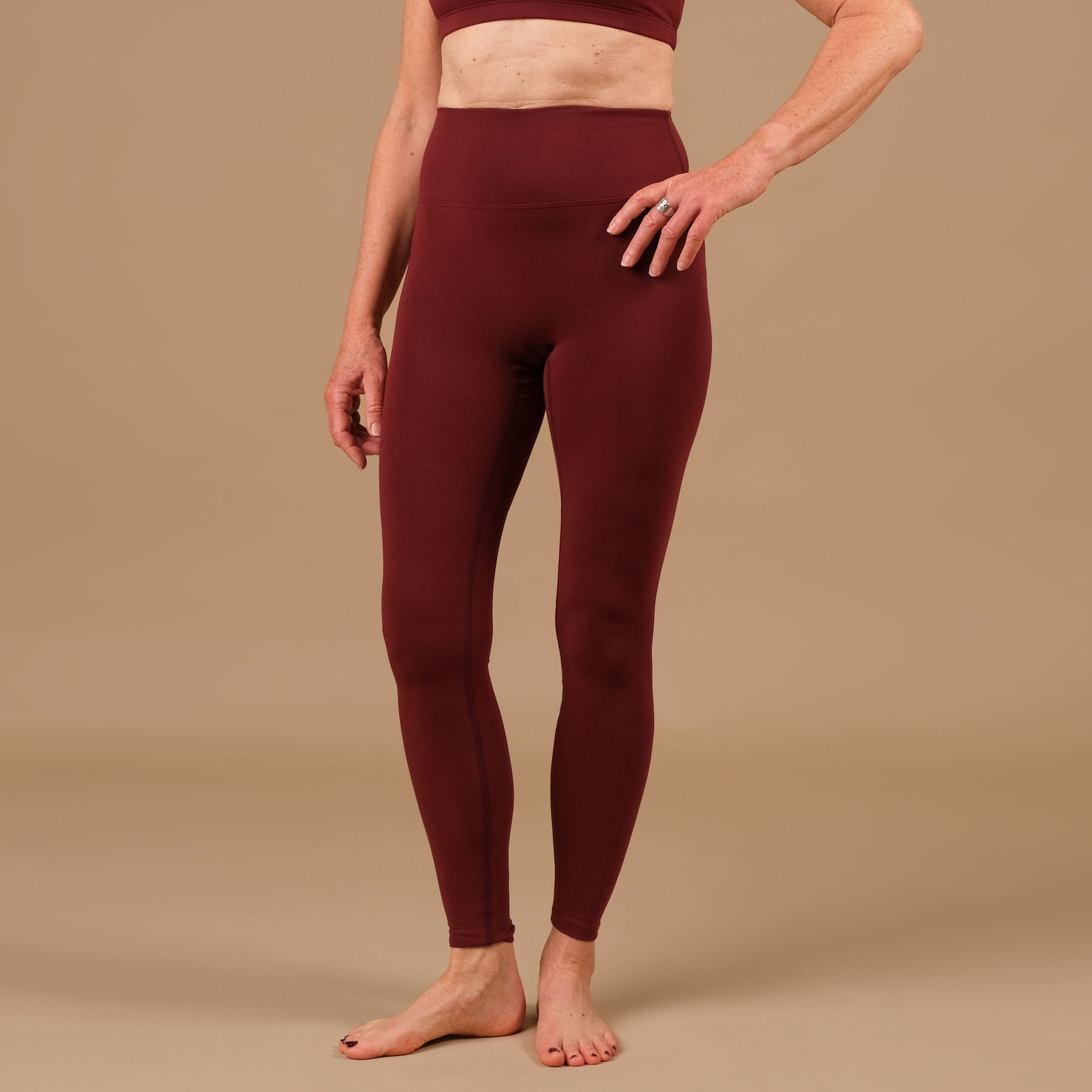 Leggings Yoga Comodi bordeaux, morbidissimi, sostenibili, made in Switzerland