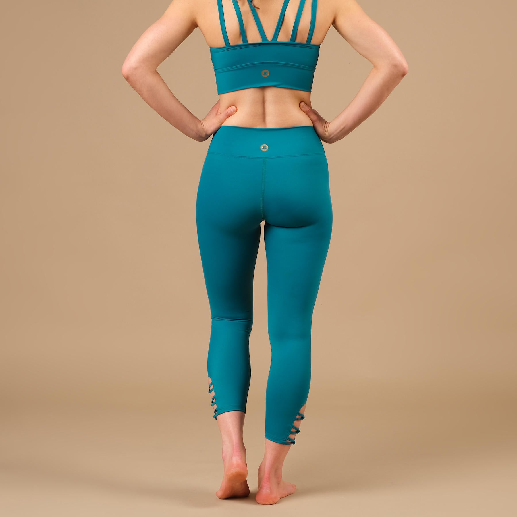 Leggings Yoga 7/8 Eco Mare realizzati in Svizzera con tessuto Econyl riciclato acqua