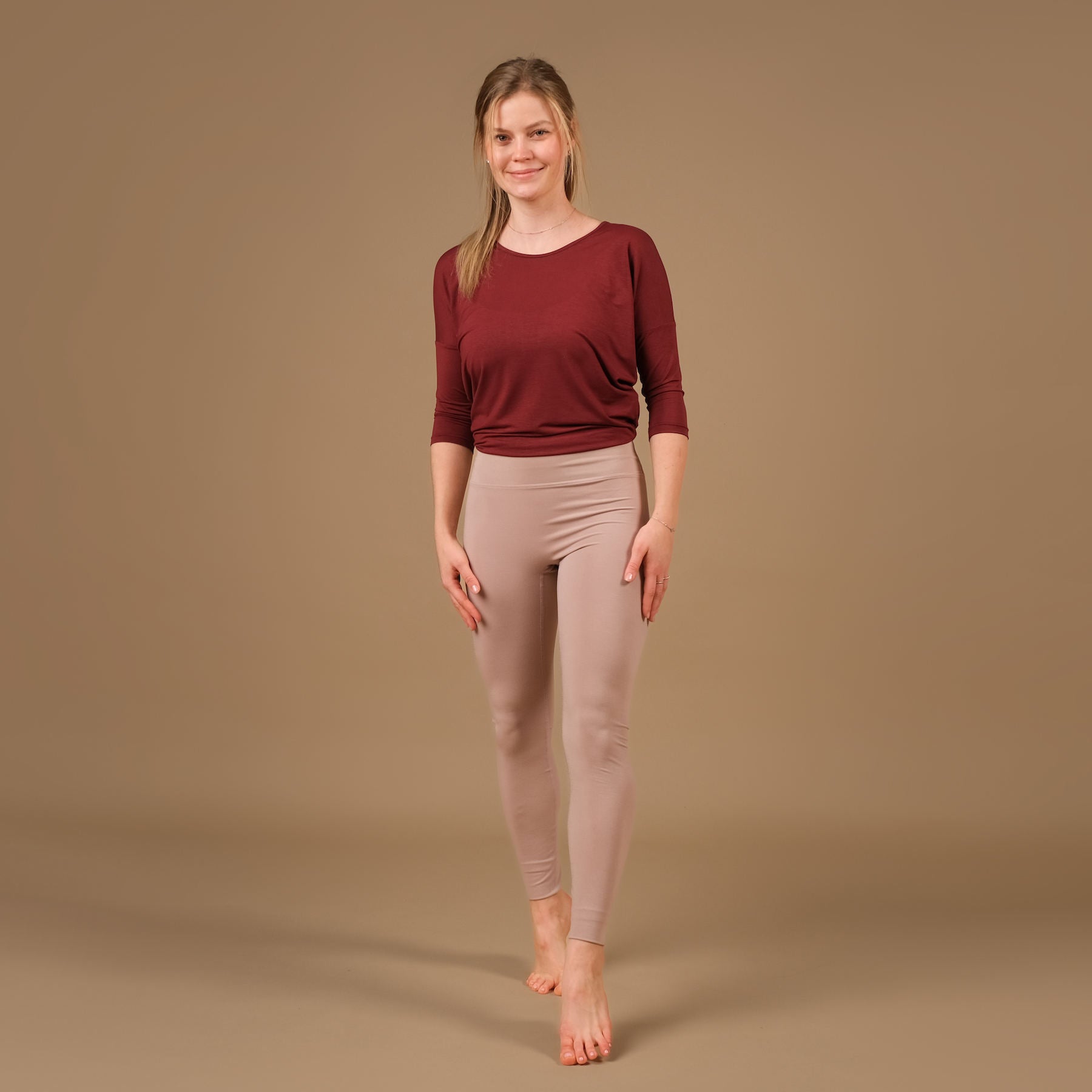 Camicia da yoga Comoda manica 3/4, made in Switzerland, tessuto morbidissimo, bordeaux