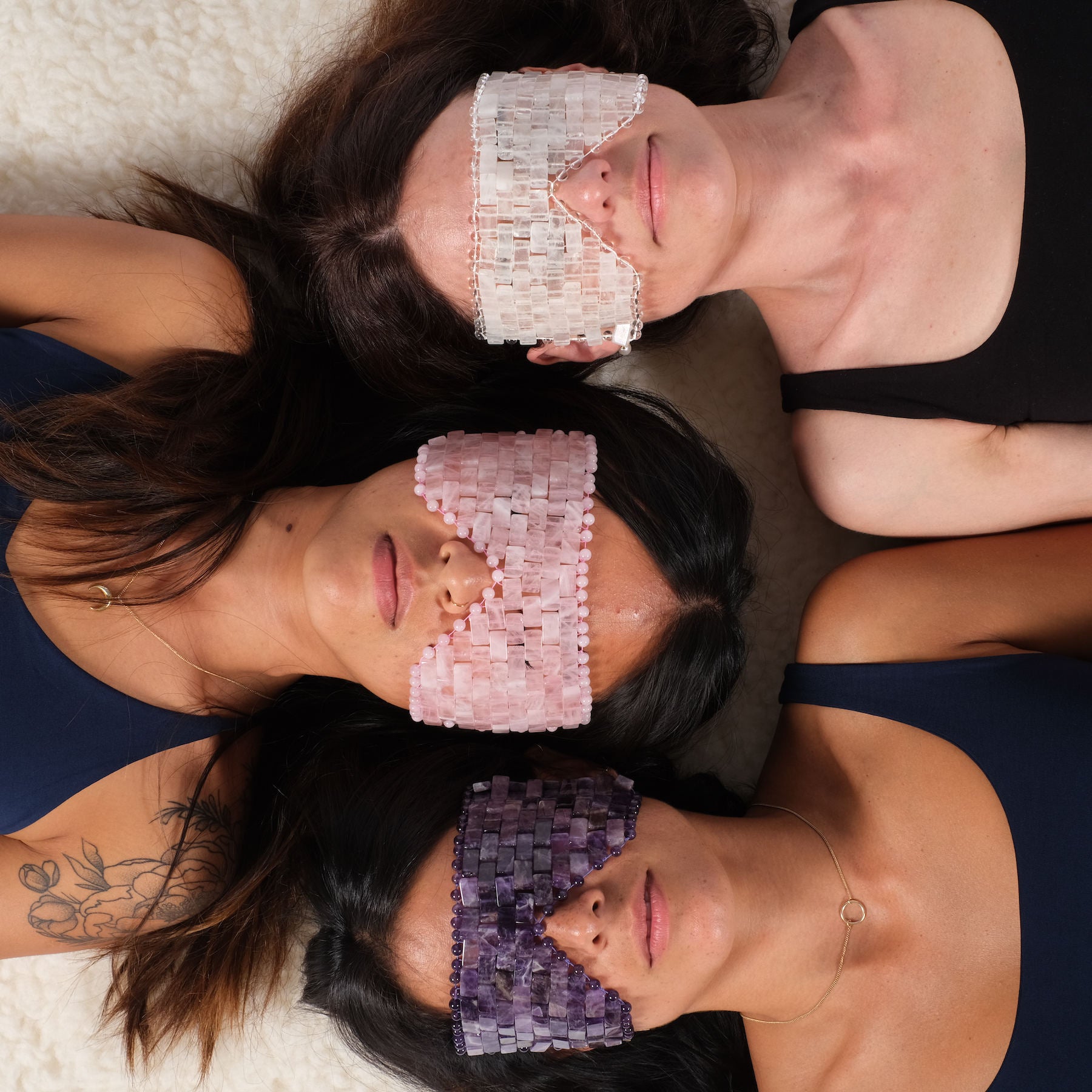 Ordinate le maschere oculari in pietra preziosa Quarzo rosa, Cristallo di rocca e Ametista presso Yoga Shop Svizzera
