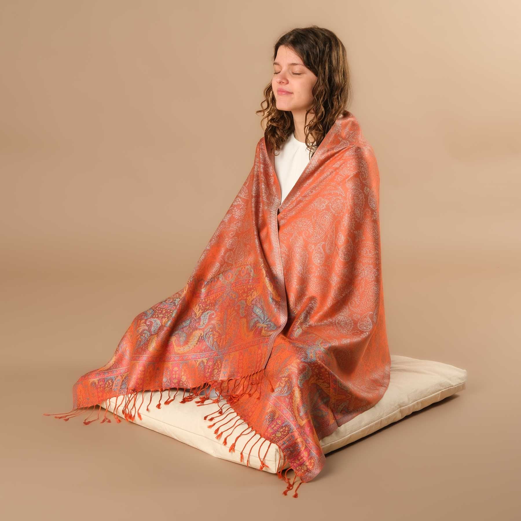 Sciarpa da meditazione in seta Noelani