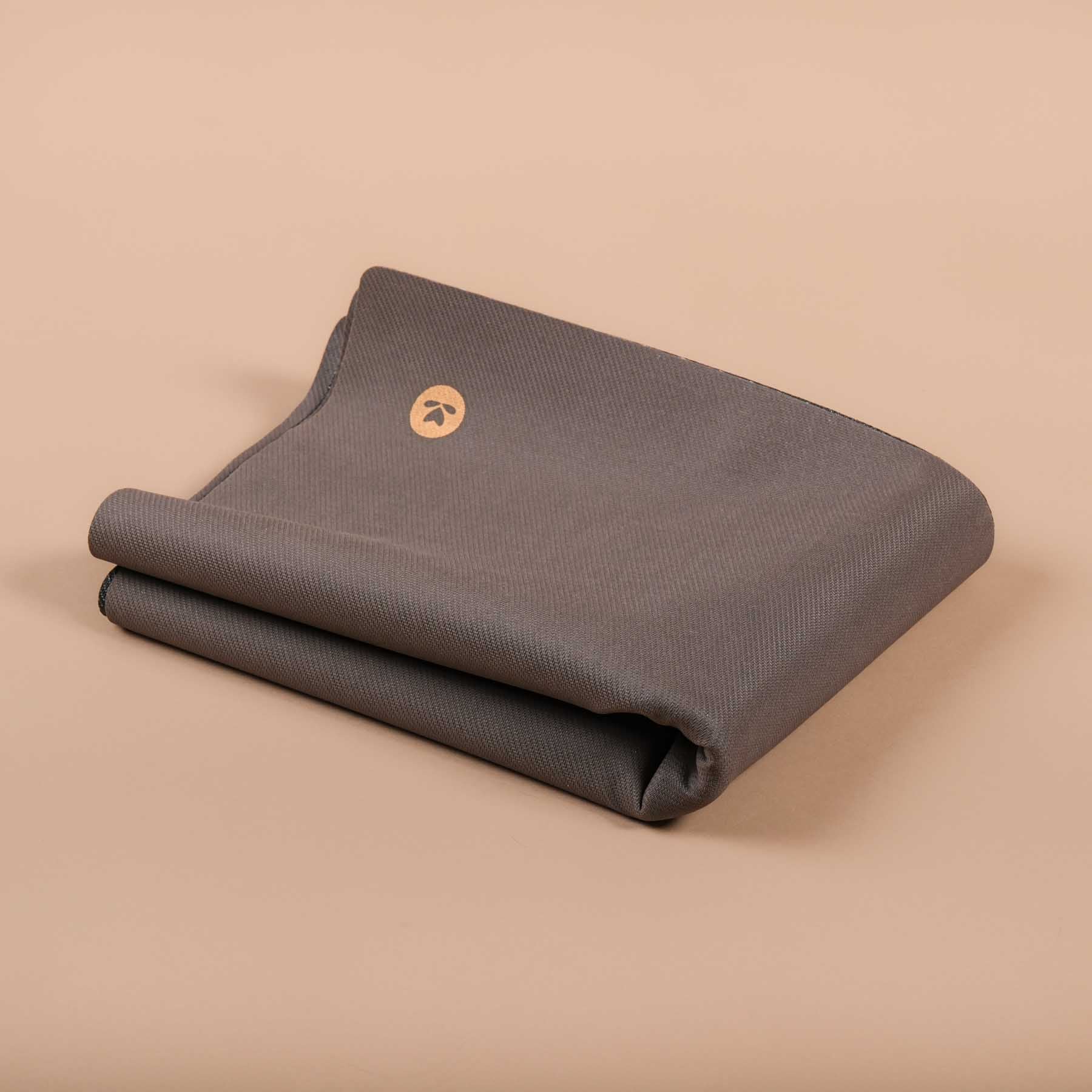 Tappetino da viaggio - Yoga Cloth EcoGrip in gomma naturale FSC antracite