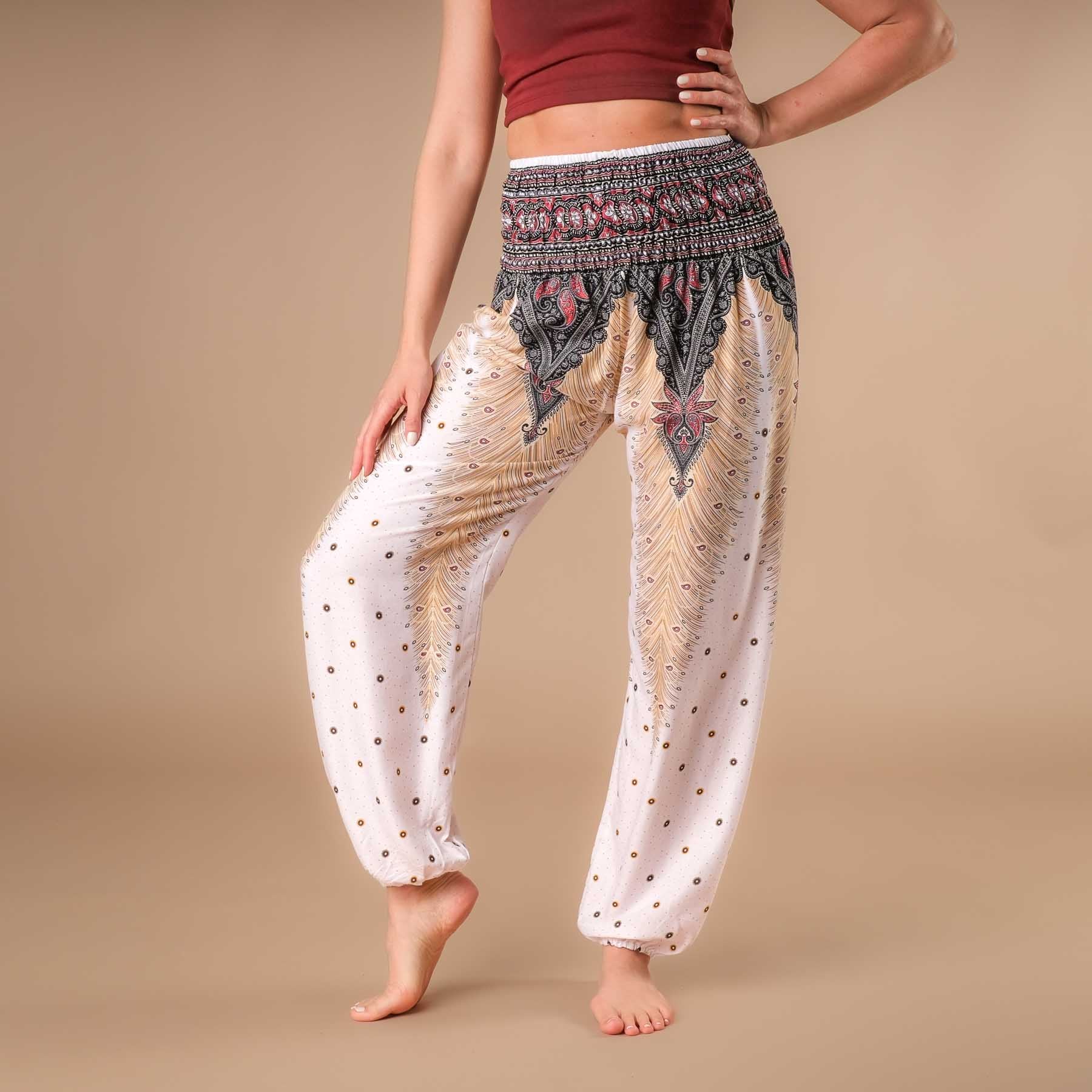 Pantaloni yoga harem bianco piuma