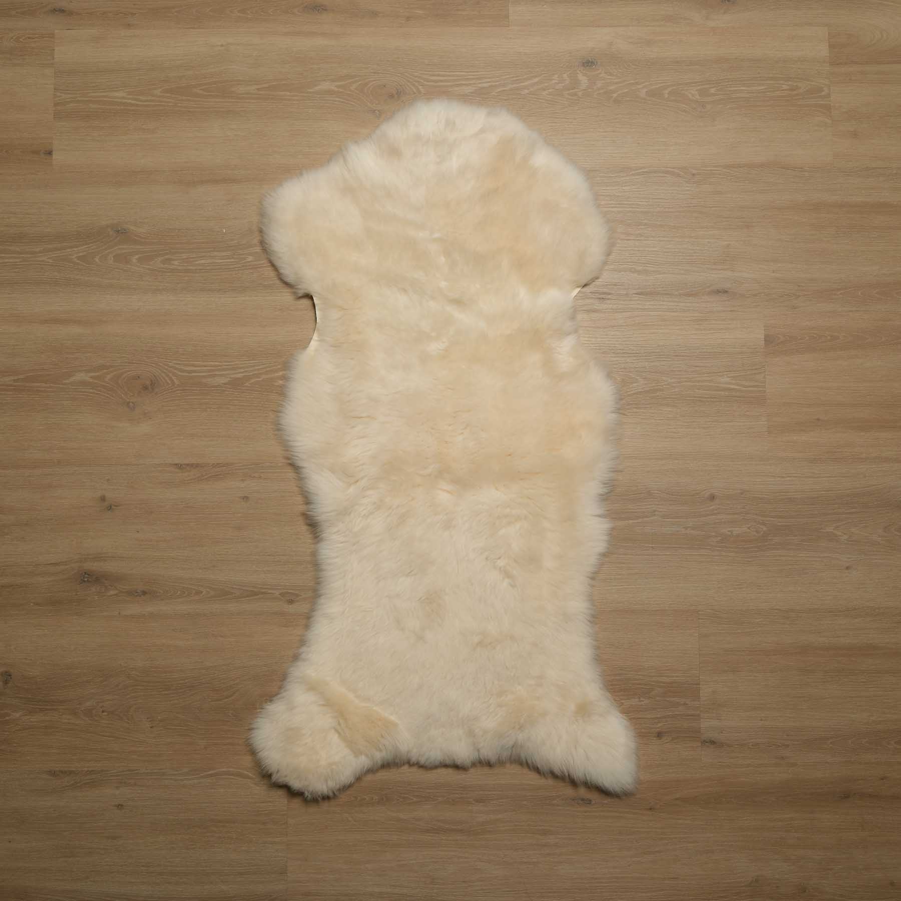 Pelle di agnello merino bianco pezzo unico n. 1