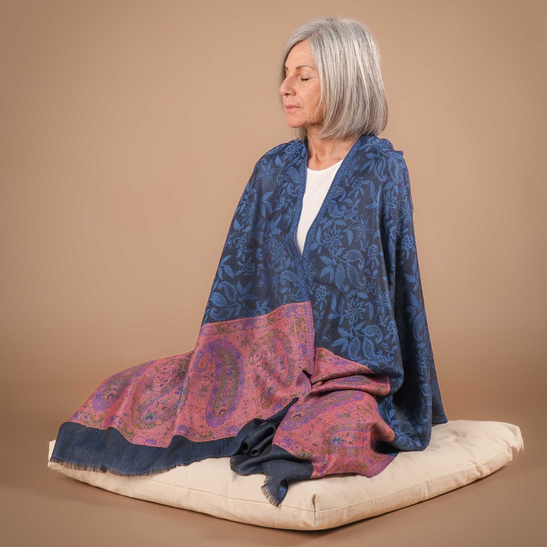 Scialle da meditazione sciarpa in lana fine Ariete