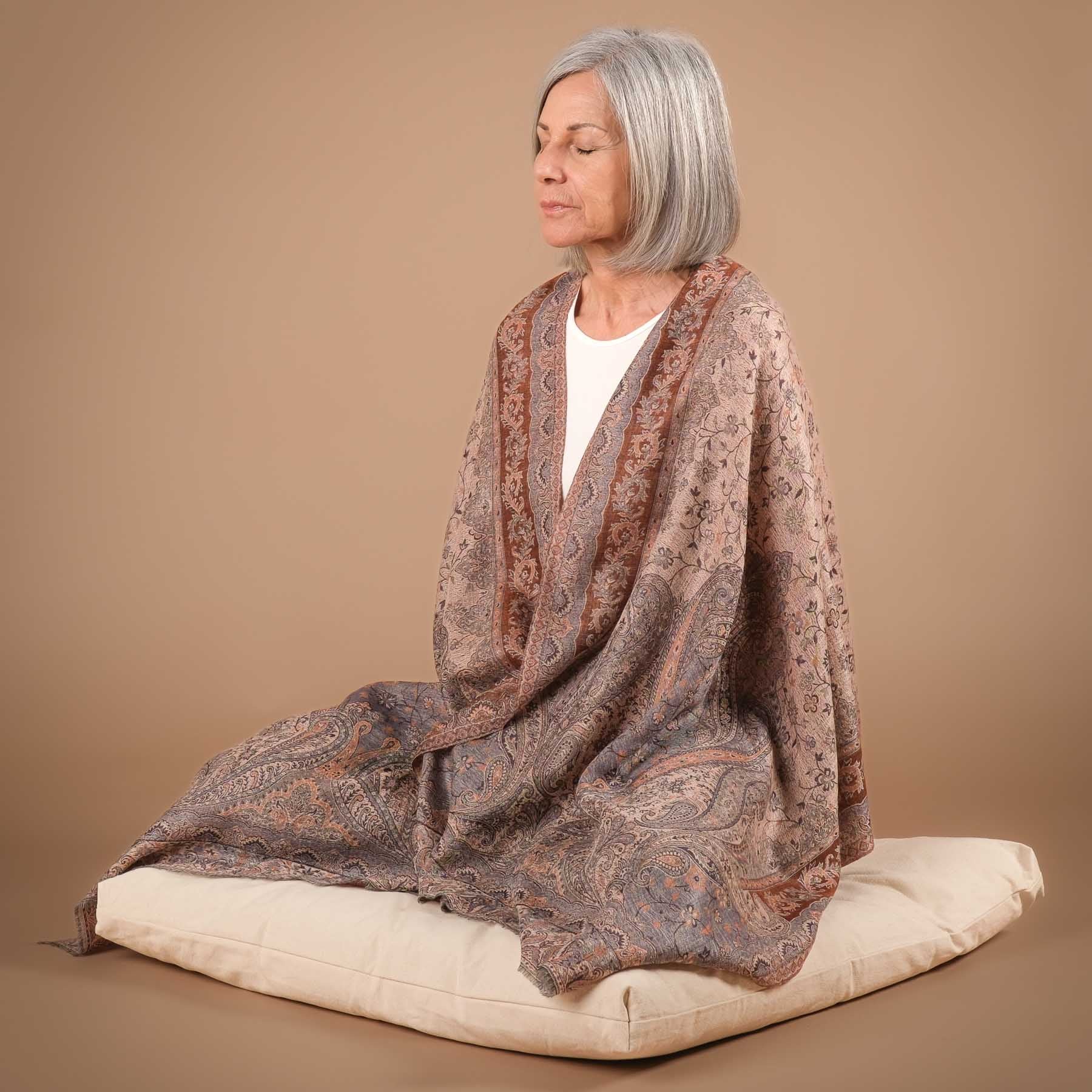 Sciarpa scialle da meditazione in lana fine Arjuna