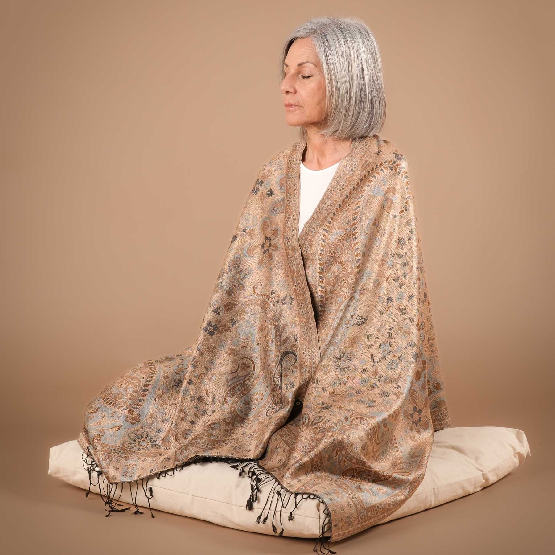 Scialle da meditazione sciarpa di seta Estelle