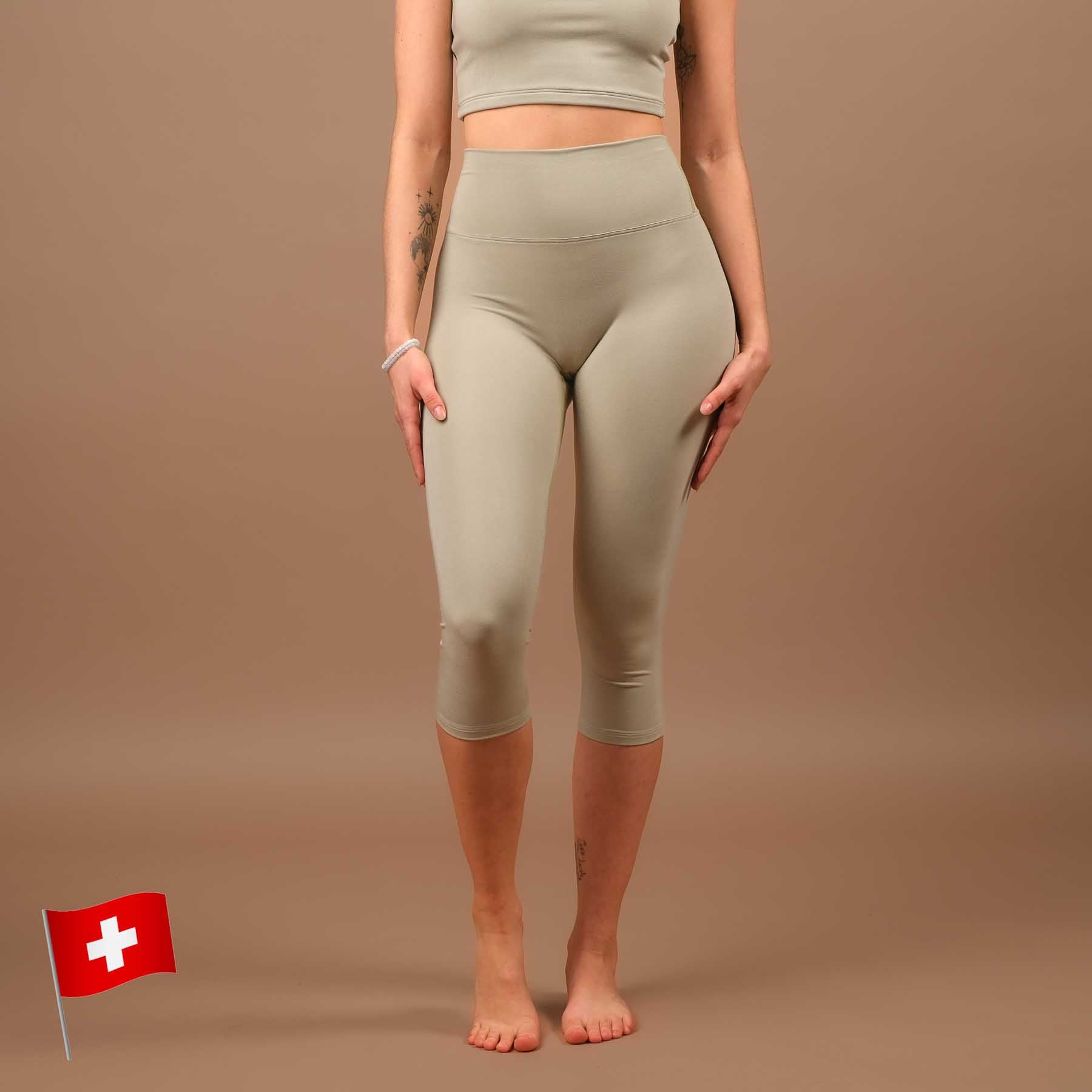 Yoga Capri Leggings Comodi verde giada prodotti in modo sostenibile in Svizzera