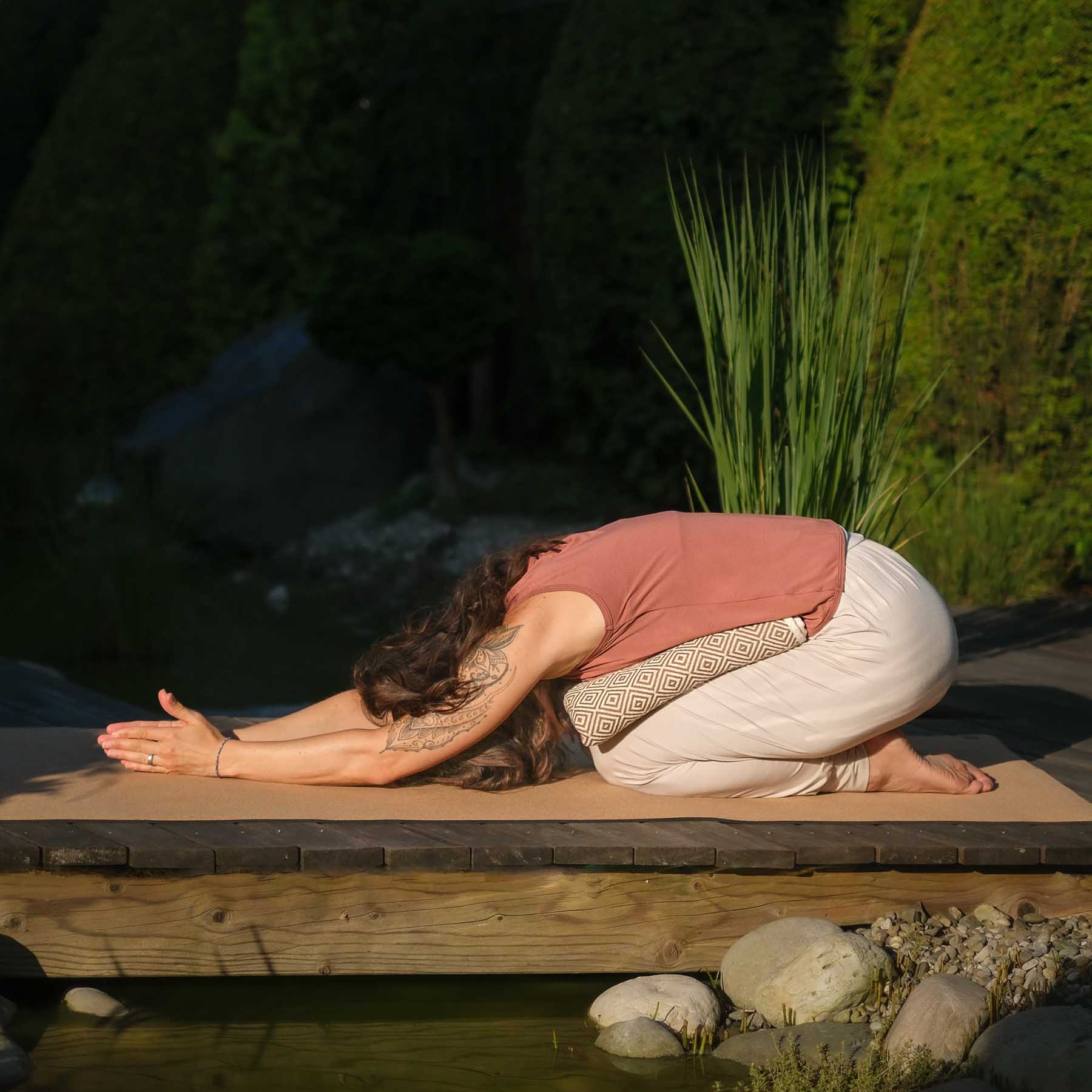 Coperta yoga in cotone organico marrone-terra