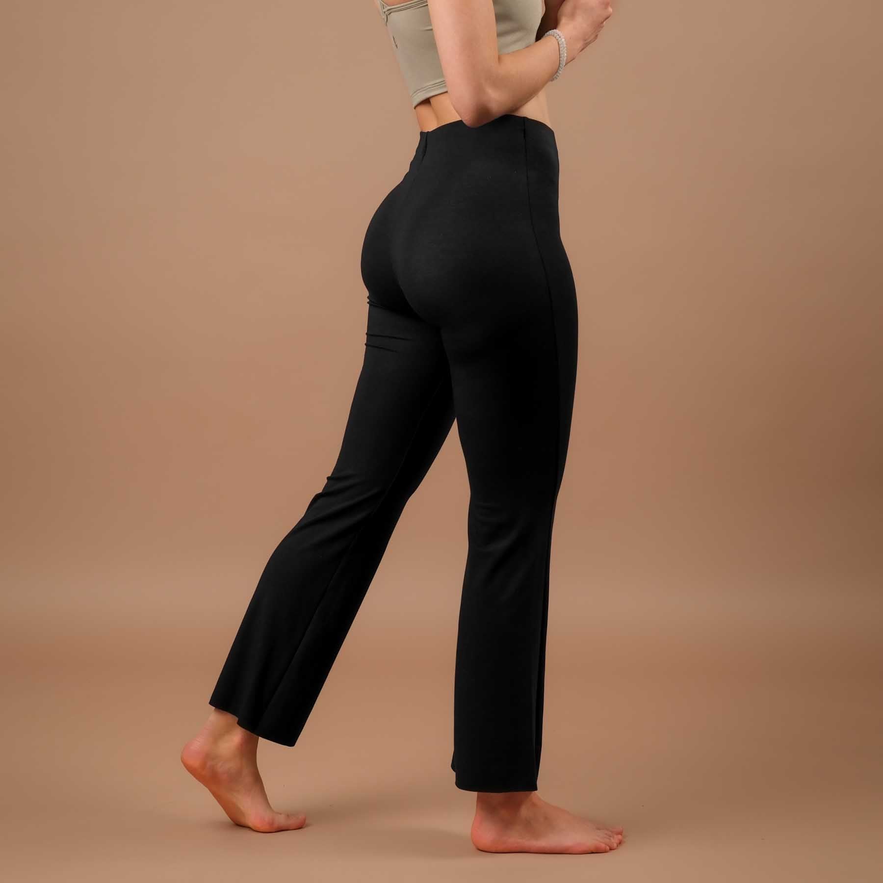 Yoga Leggings Bootcut Comfy prodotto in modo sostenibile in Svizzera nero