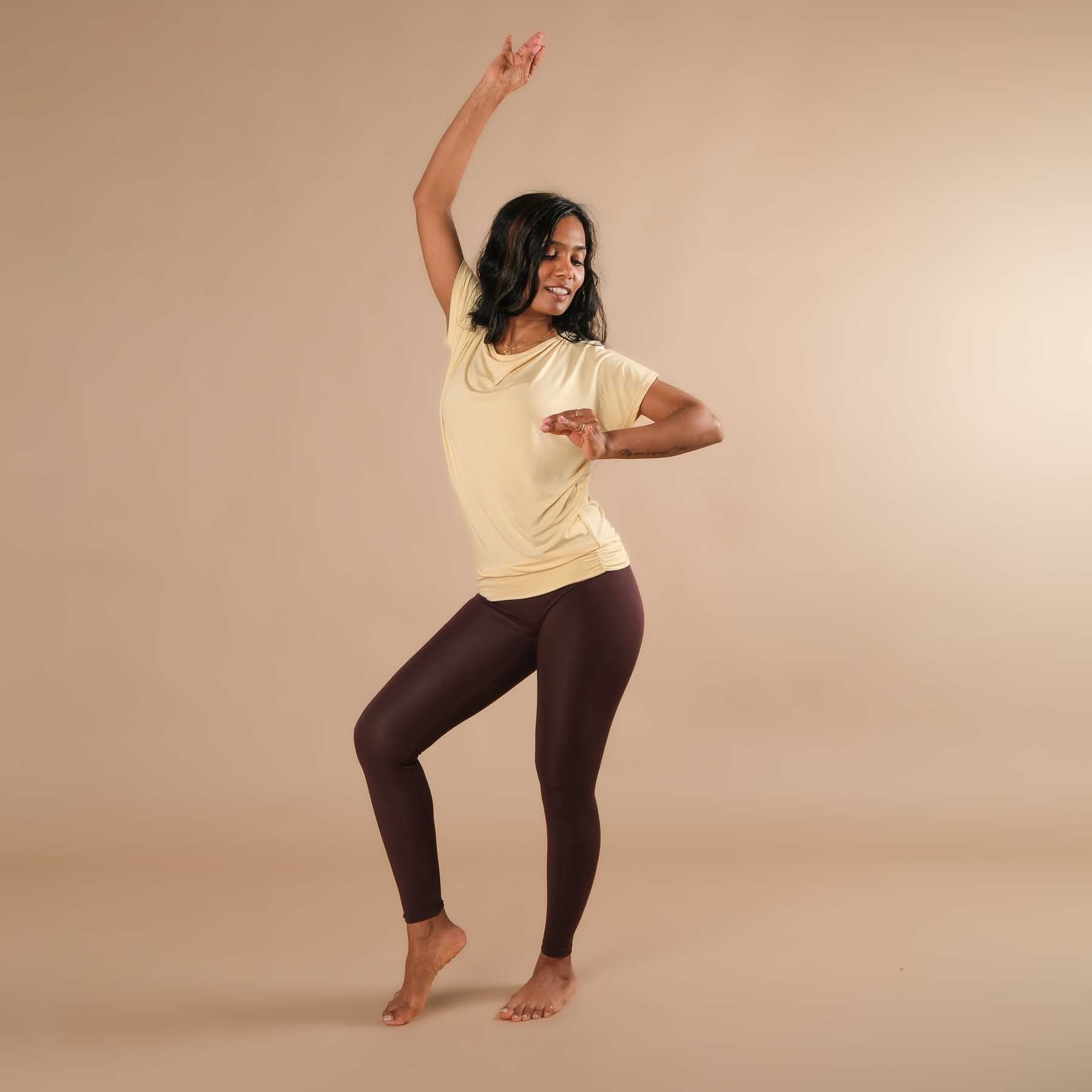 Leggings yoga sostenibili Comfy super morbidi, prodotti in Svizzera, color melanzana