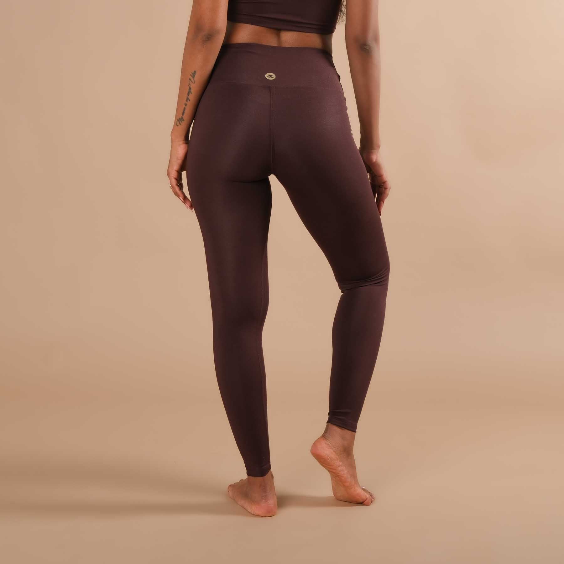 Leggings yoga sostenibili Comfy super morbidi, prodotti in Svizzera, color melanzana