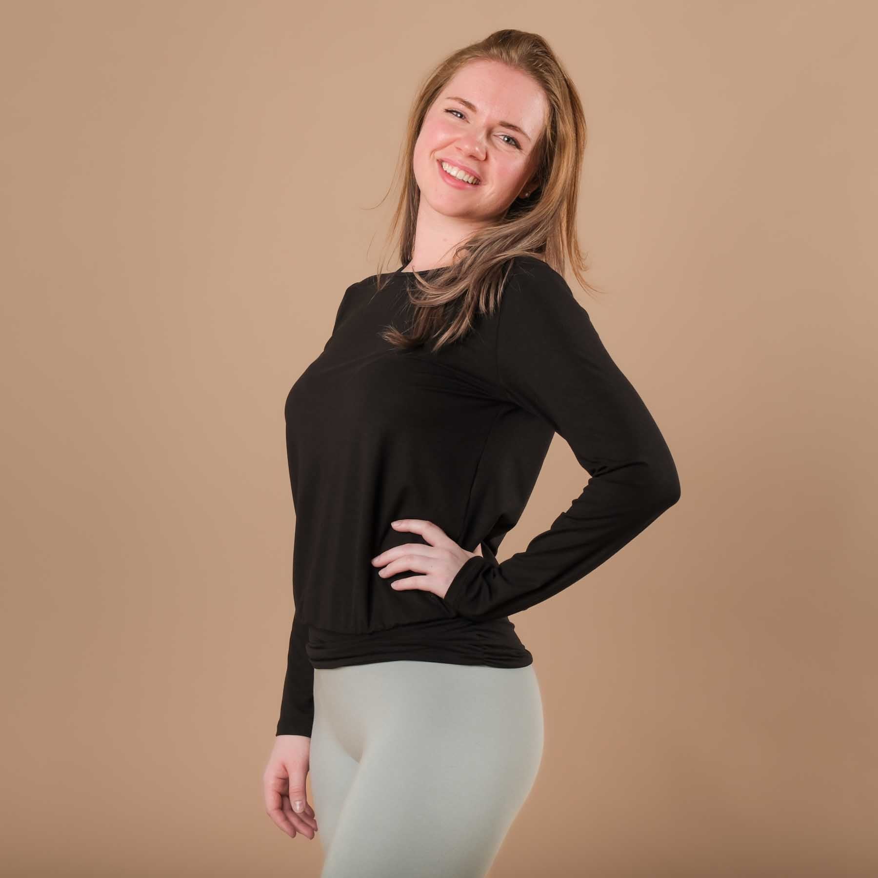 Camicia da yoga Comfy a maniche lunghe nera