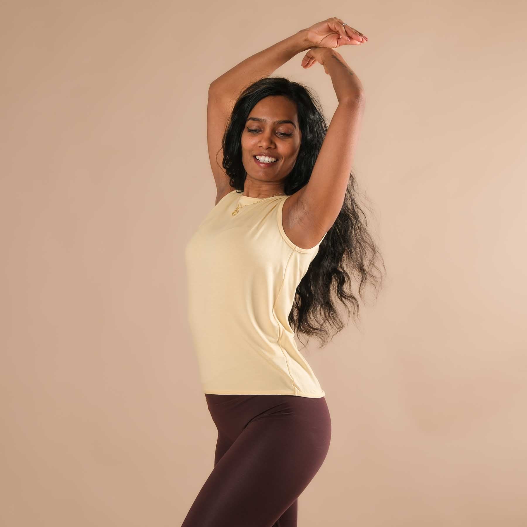 Canotta Comfy ampia prodotta in Svizzera in modo sostenibile butteryellow