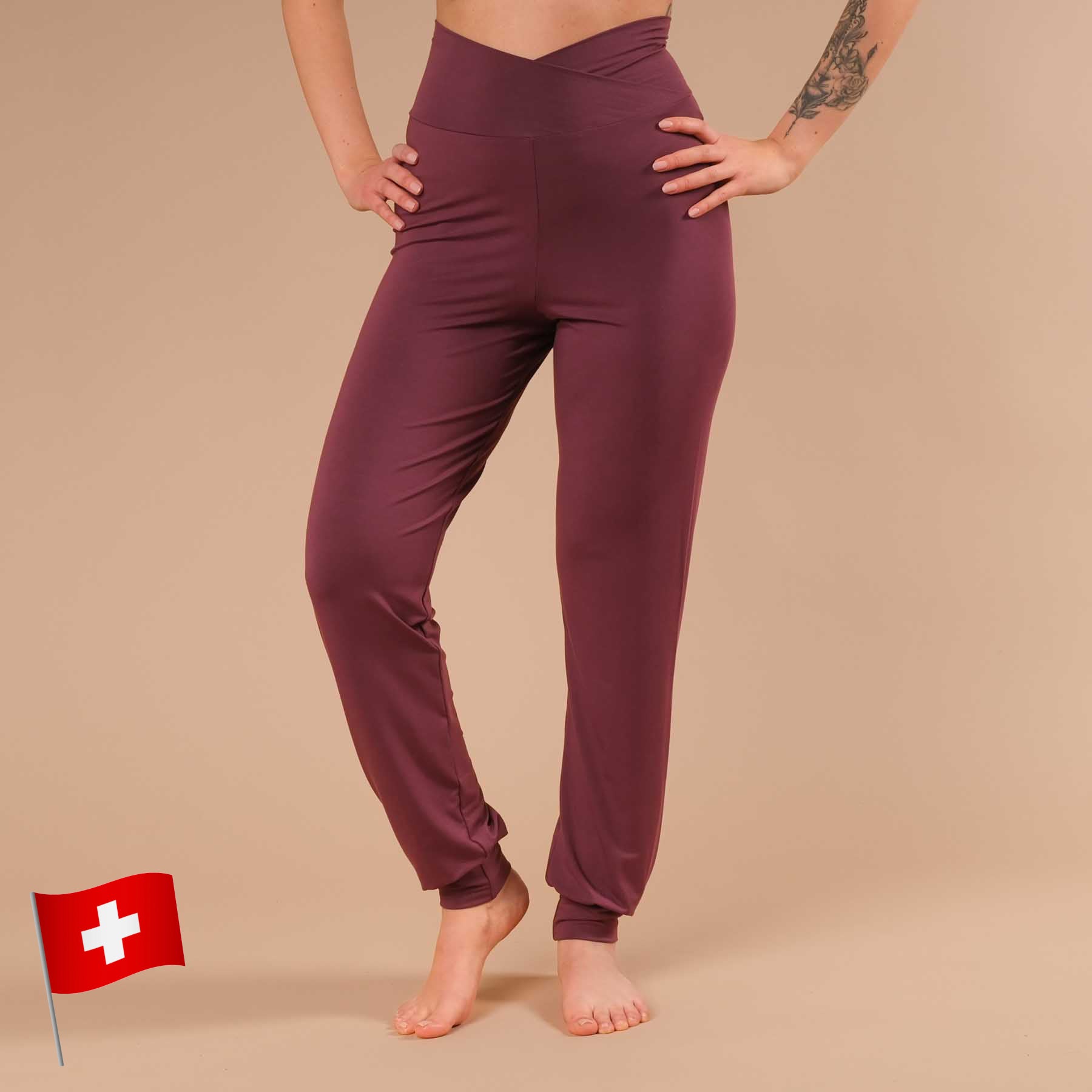 Pantaloni yoga Viki larghi Pantaloni yoga berry