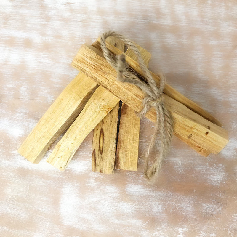Bastoncini di incenso Palo Santo - Incenso con il legno sacro - Yoga  Boutique