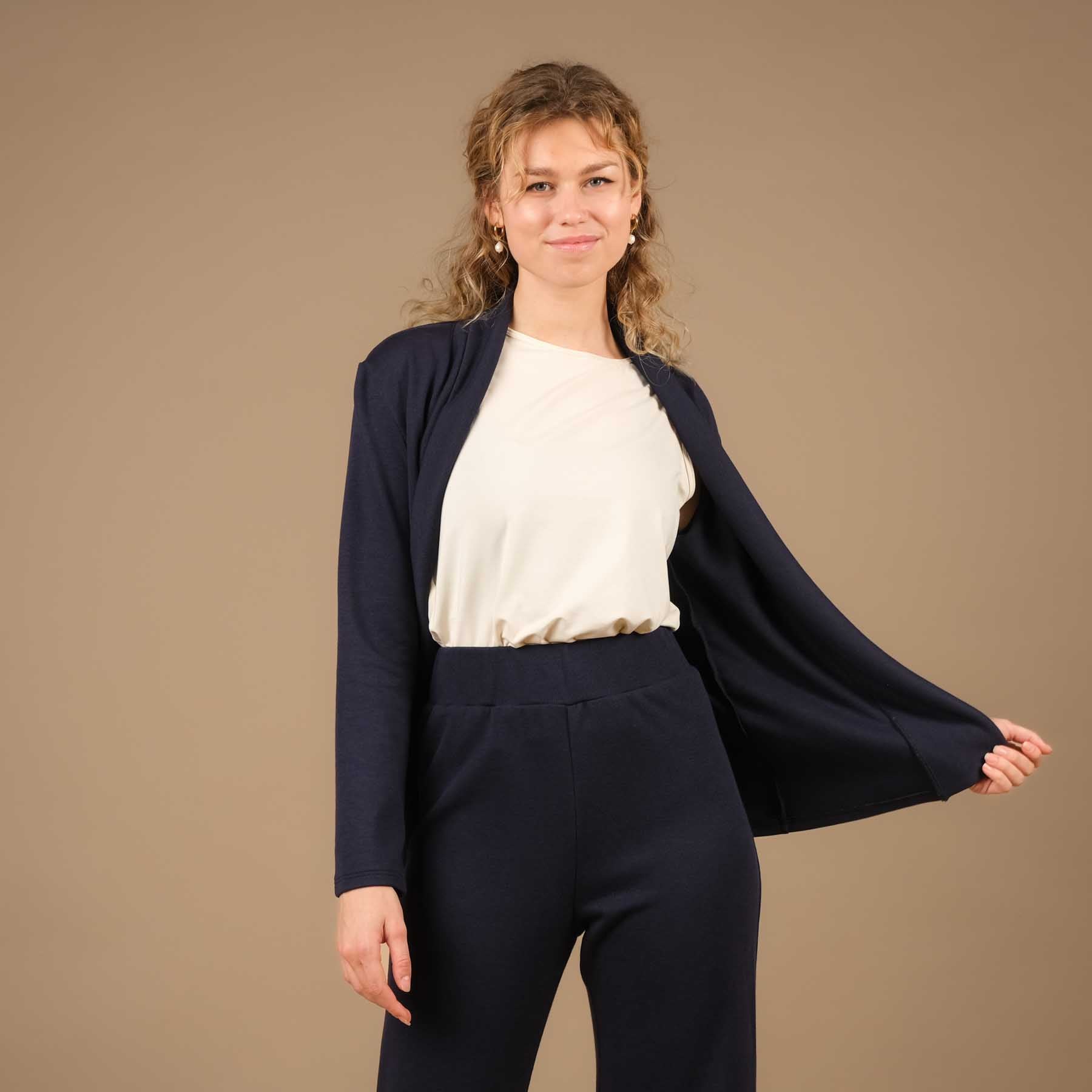 Yoga Cardigan Cosy cucito in Svizzera navy