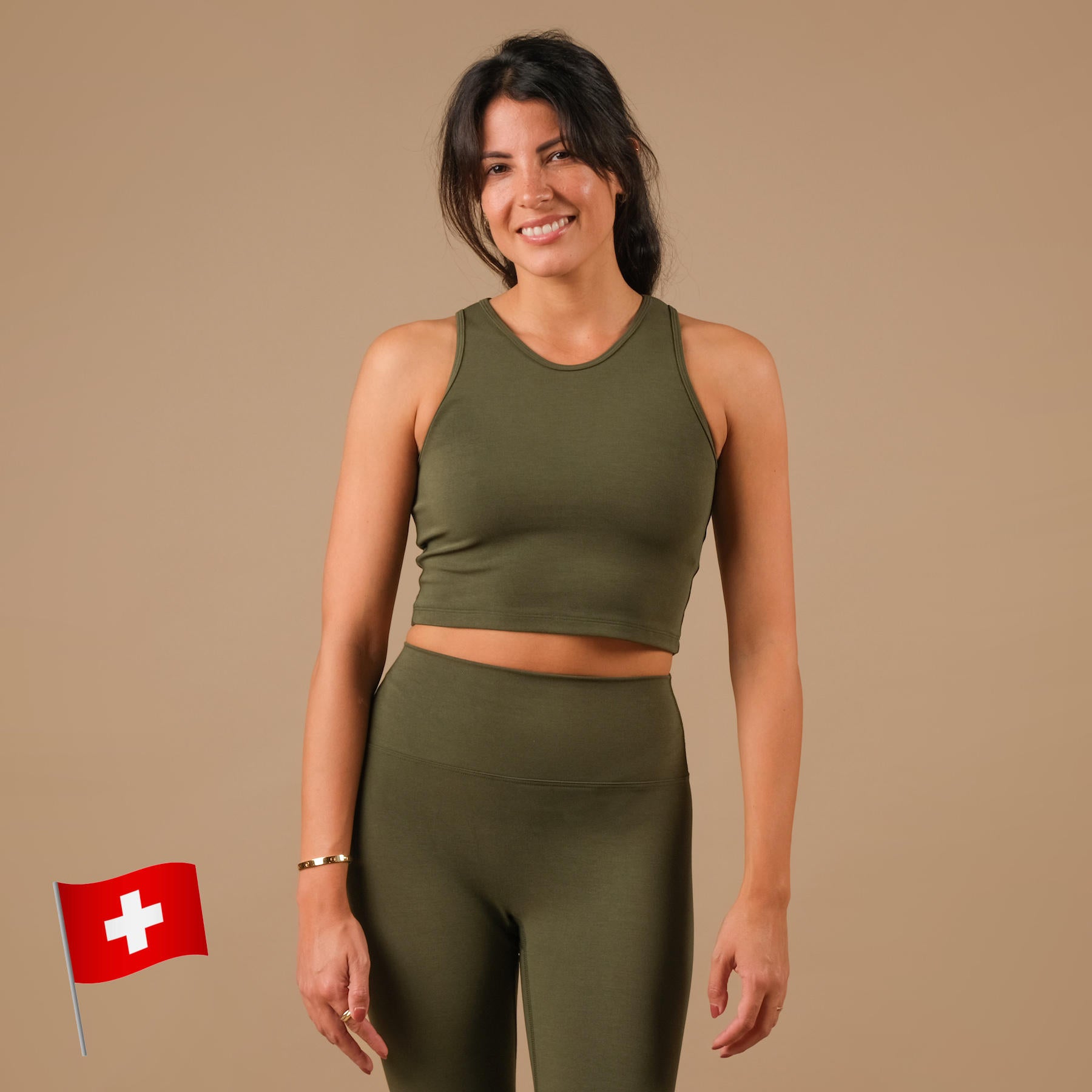 Yoga Crop Top Daniela olive made in Switzerland